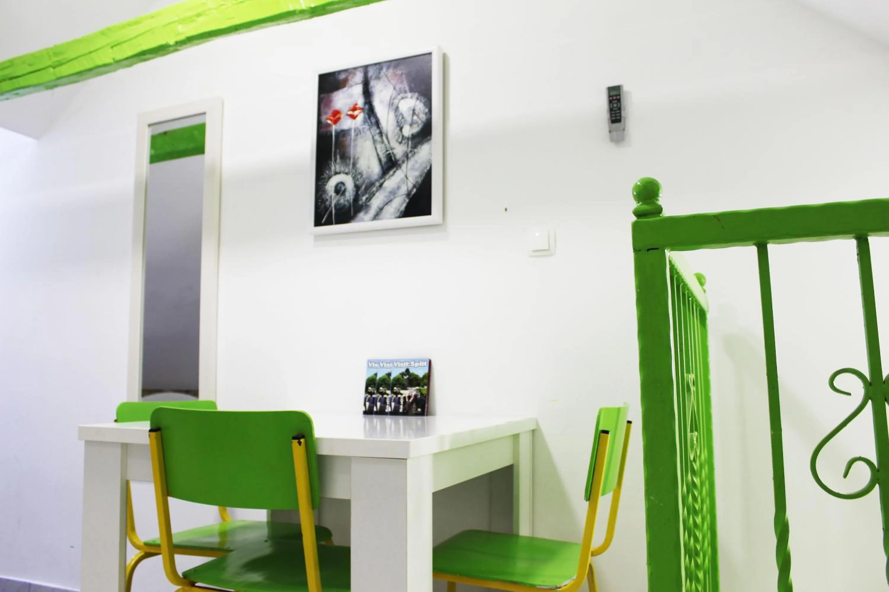 Living room in Croparadise Hostel