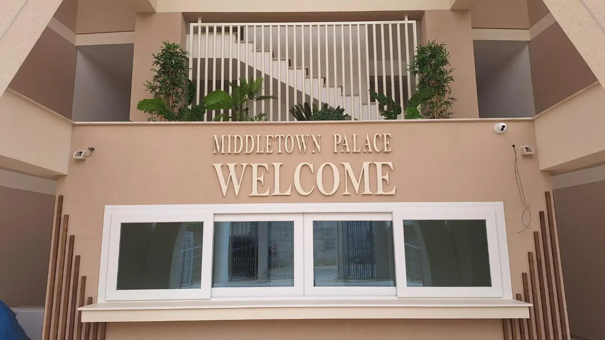 Facade/entrance in Middle Town Palace Facade/entrance in Middle Town Palace