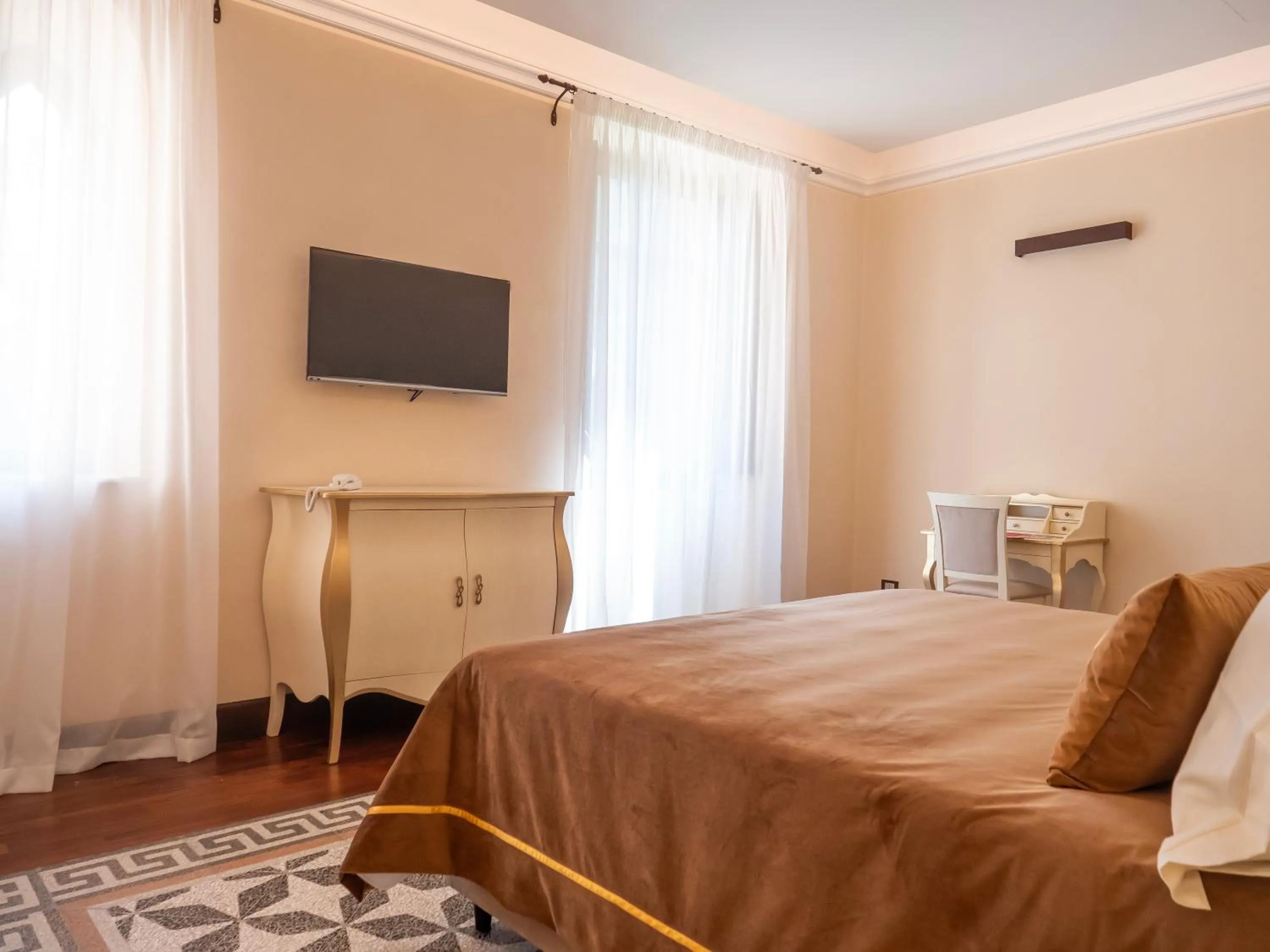 Bed in Villa Alliata di Pietratagliata