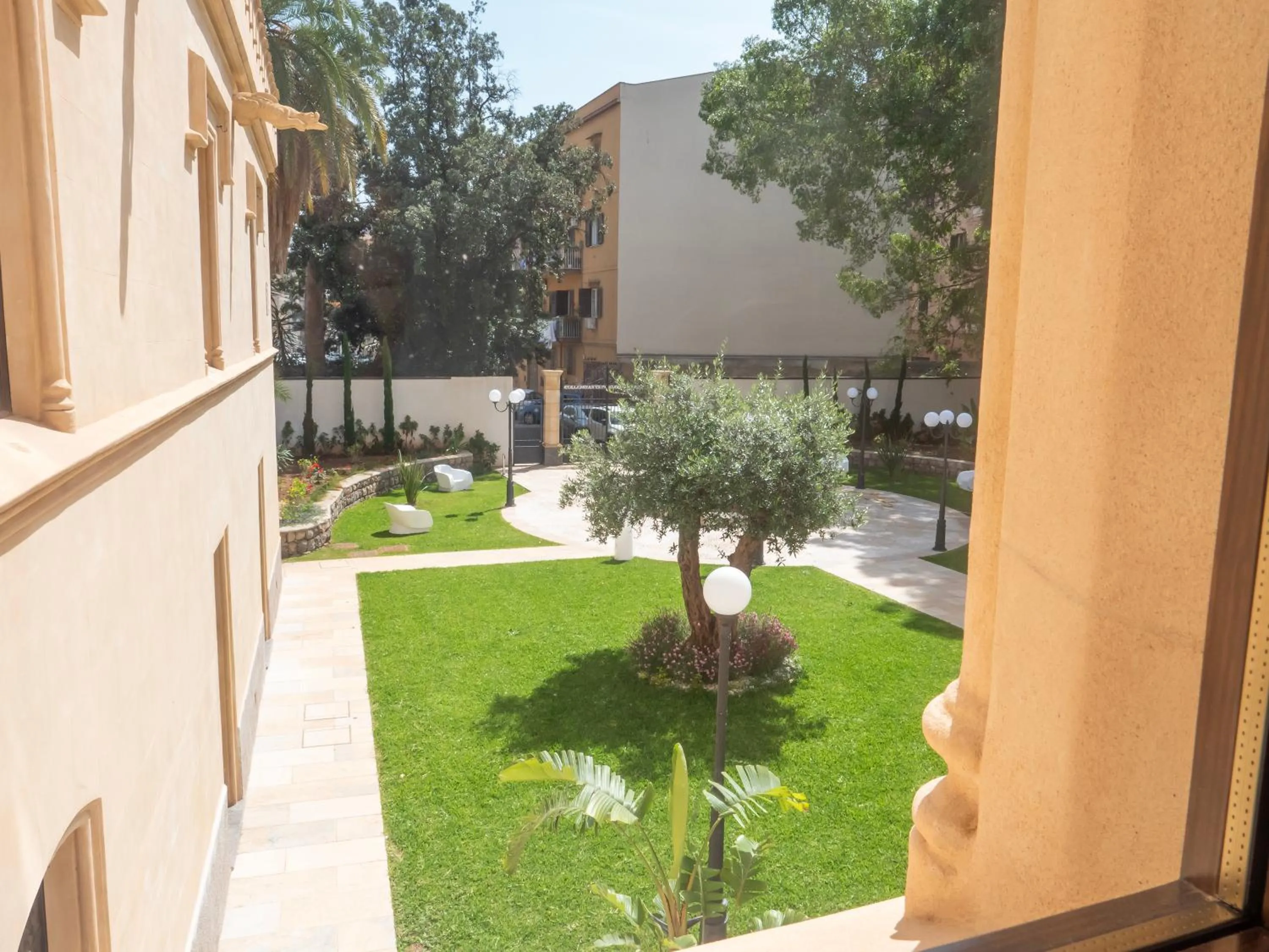 Garden view in Villa Alliata di Pietratagliata