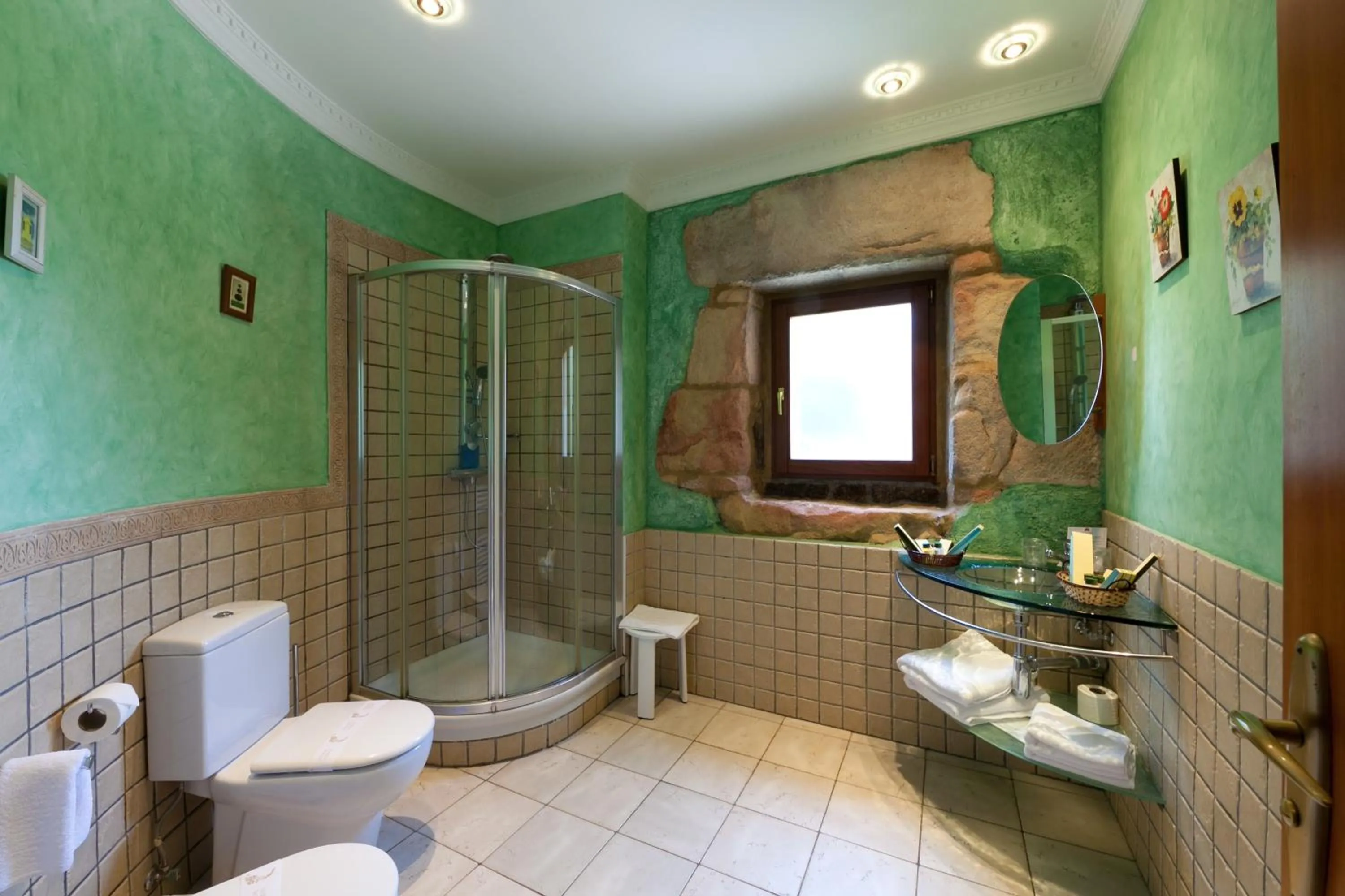 Bathroom in Usategieta