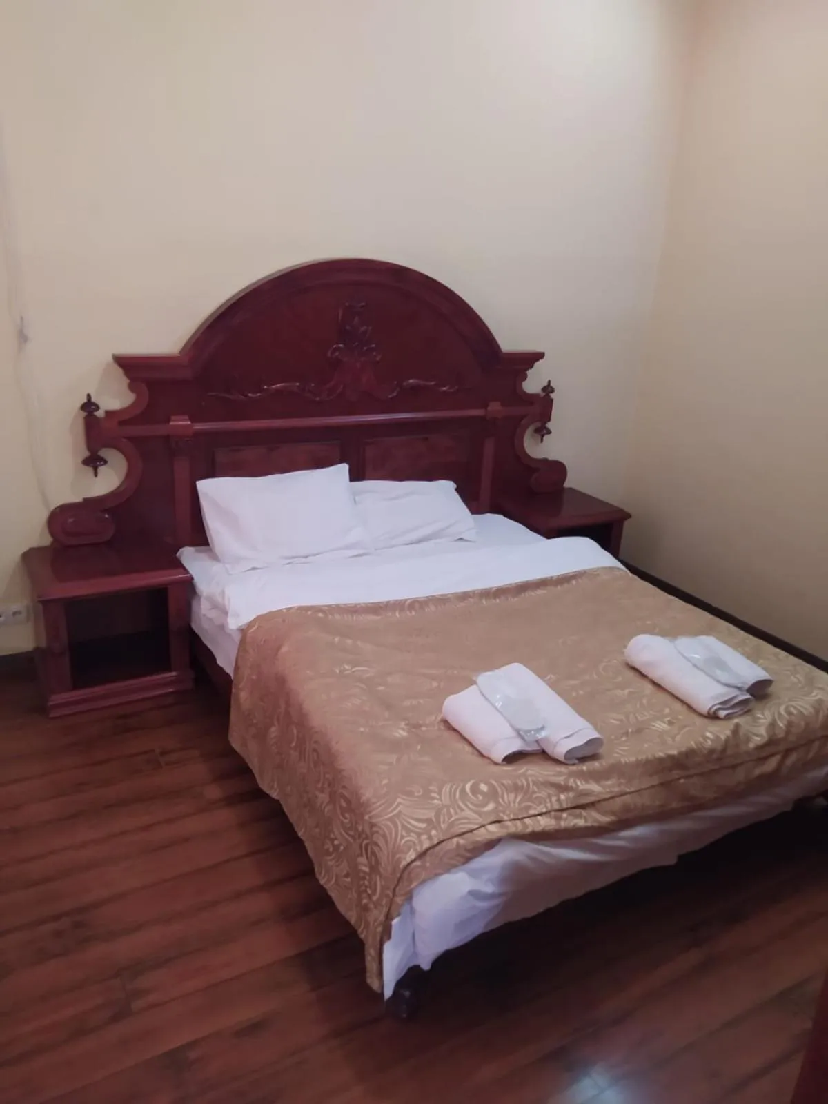 Bed in Aeetes Palace