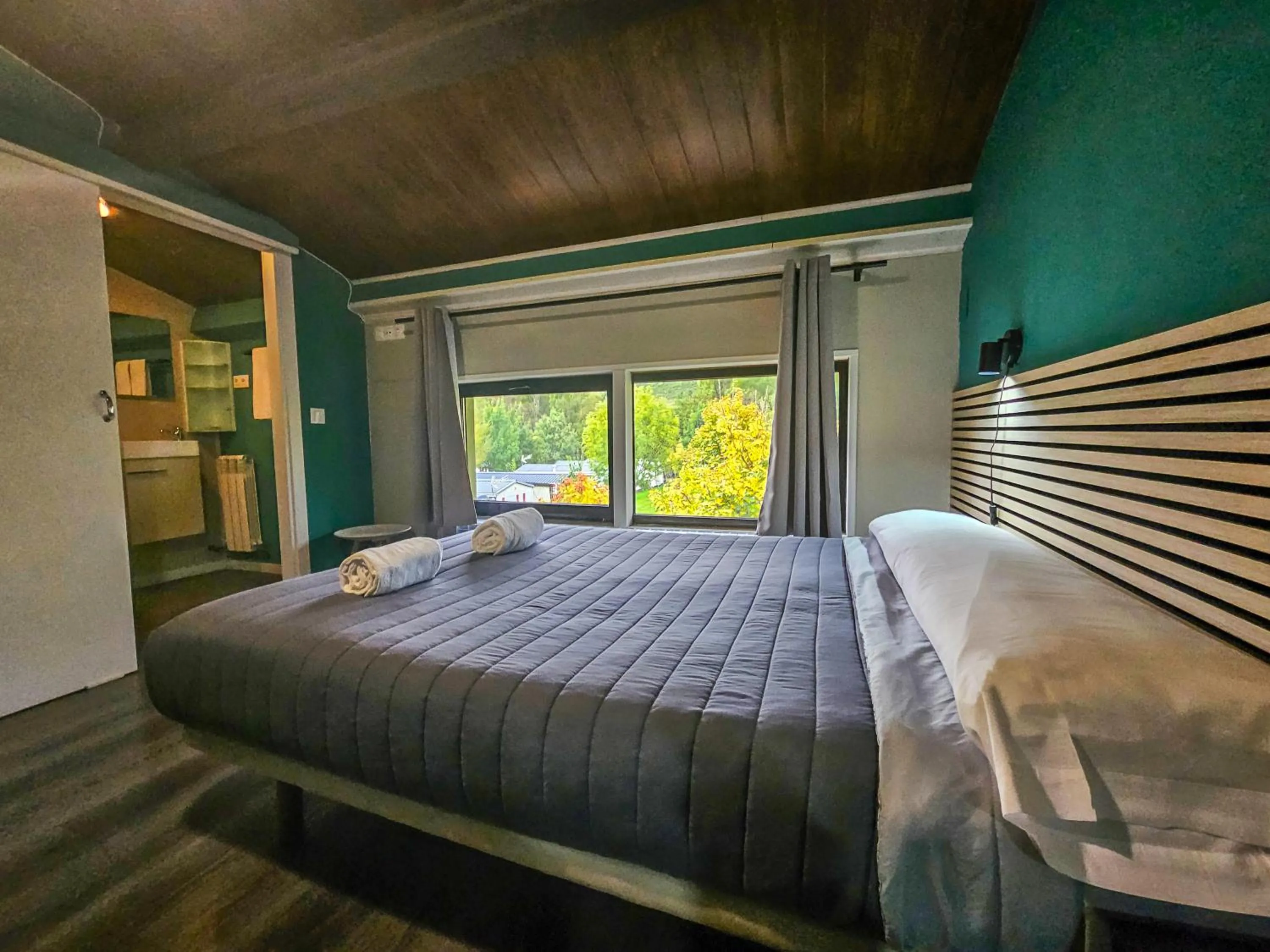 Bed in SOLOPUENT Hotel Rural