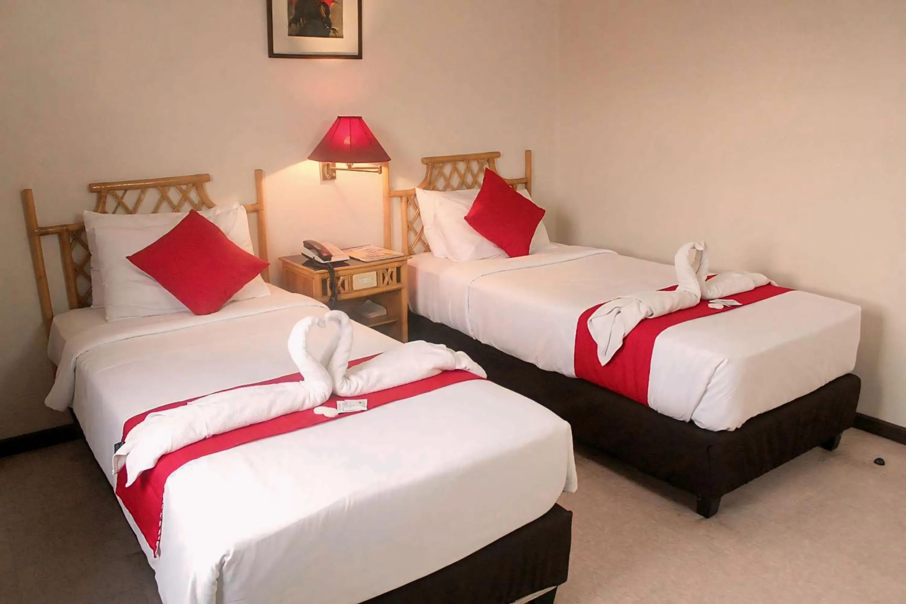 The Humbertos Hotel