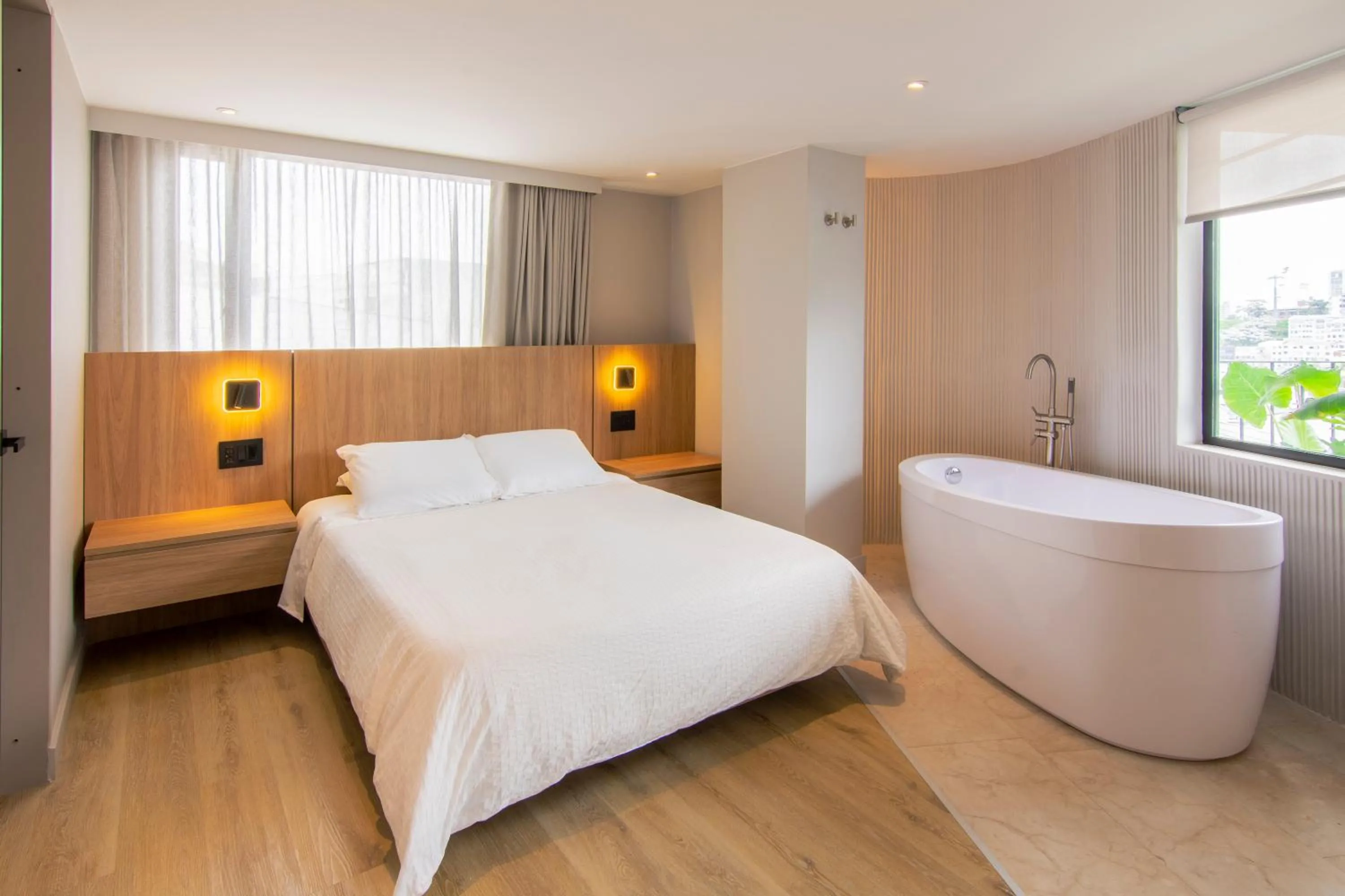 Deluxe Queen Suite in Nodo Hotel