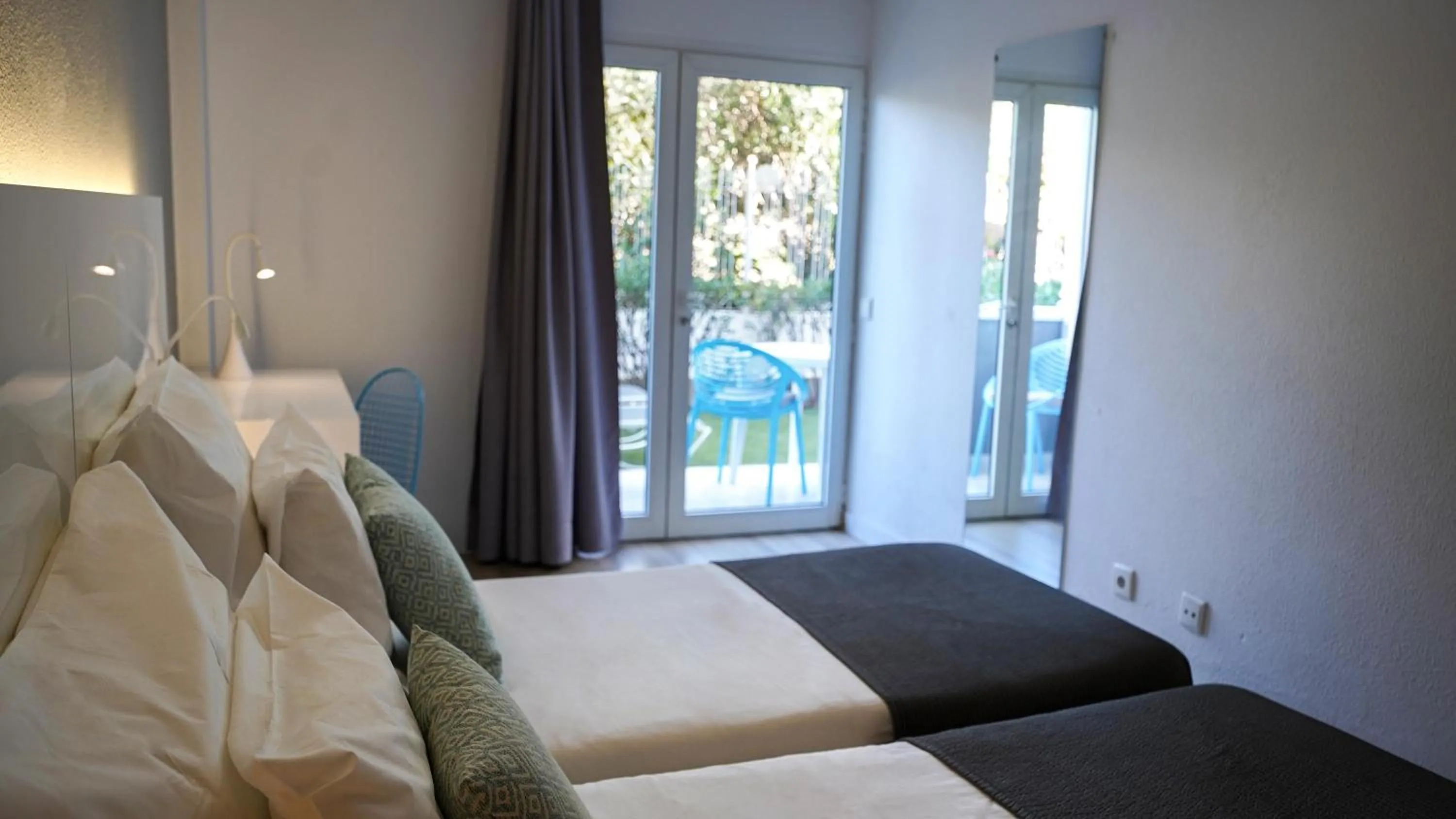 Photo of the whole room, Bed in Coral Compostela Beach Golf