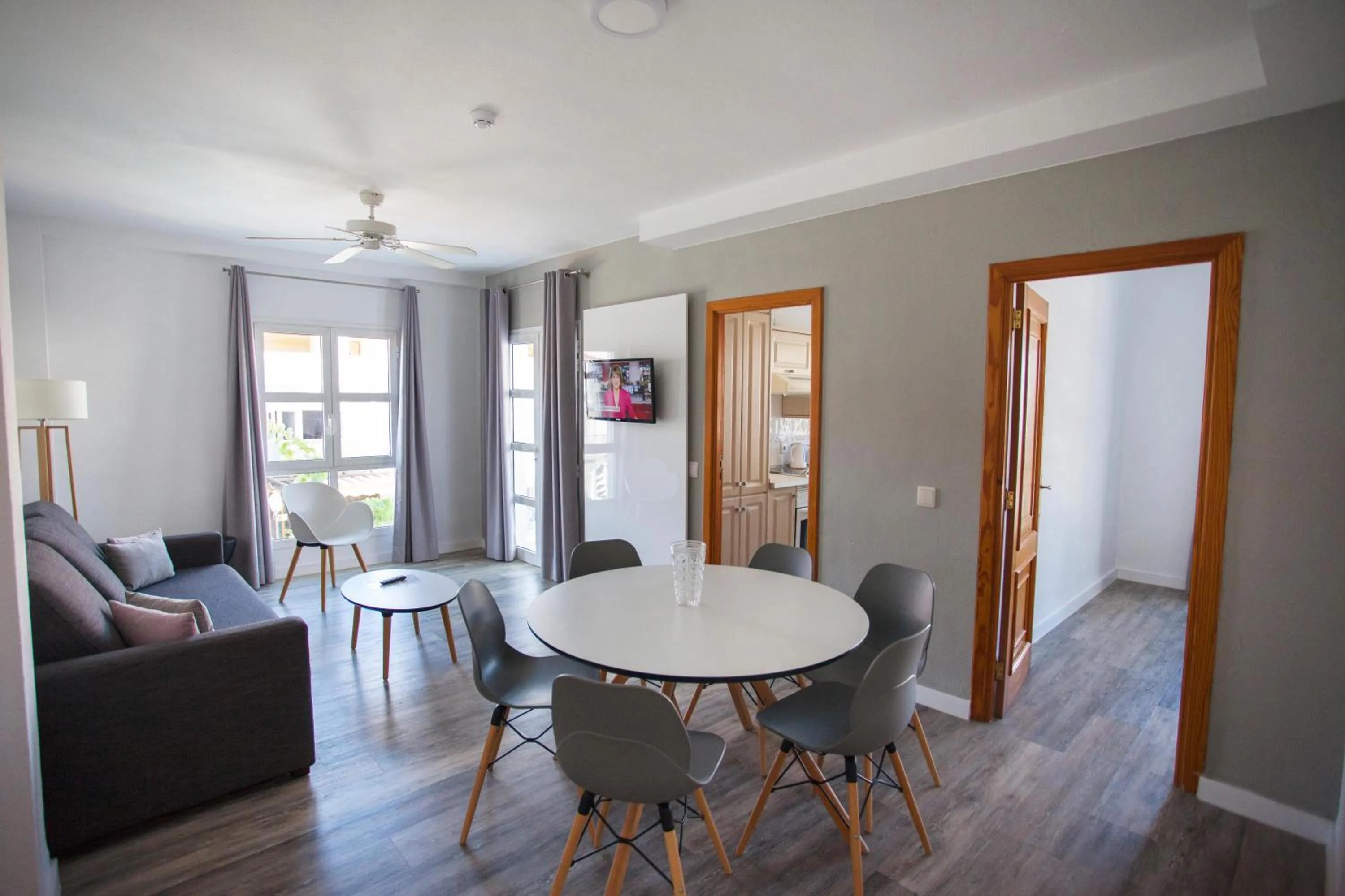 Photo of the whole room in Coral Compostela Beach Golf