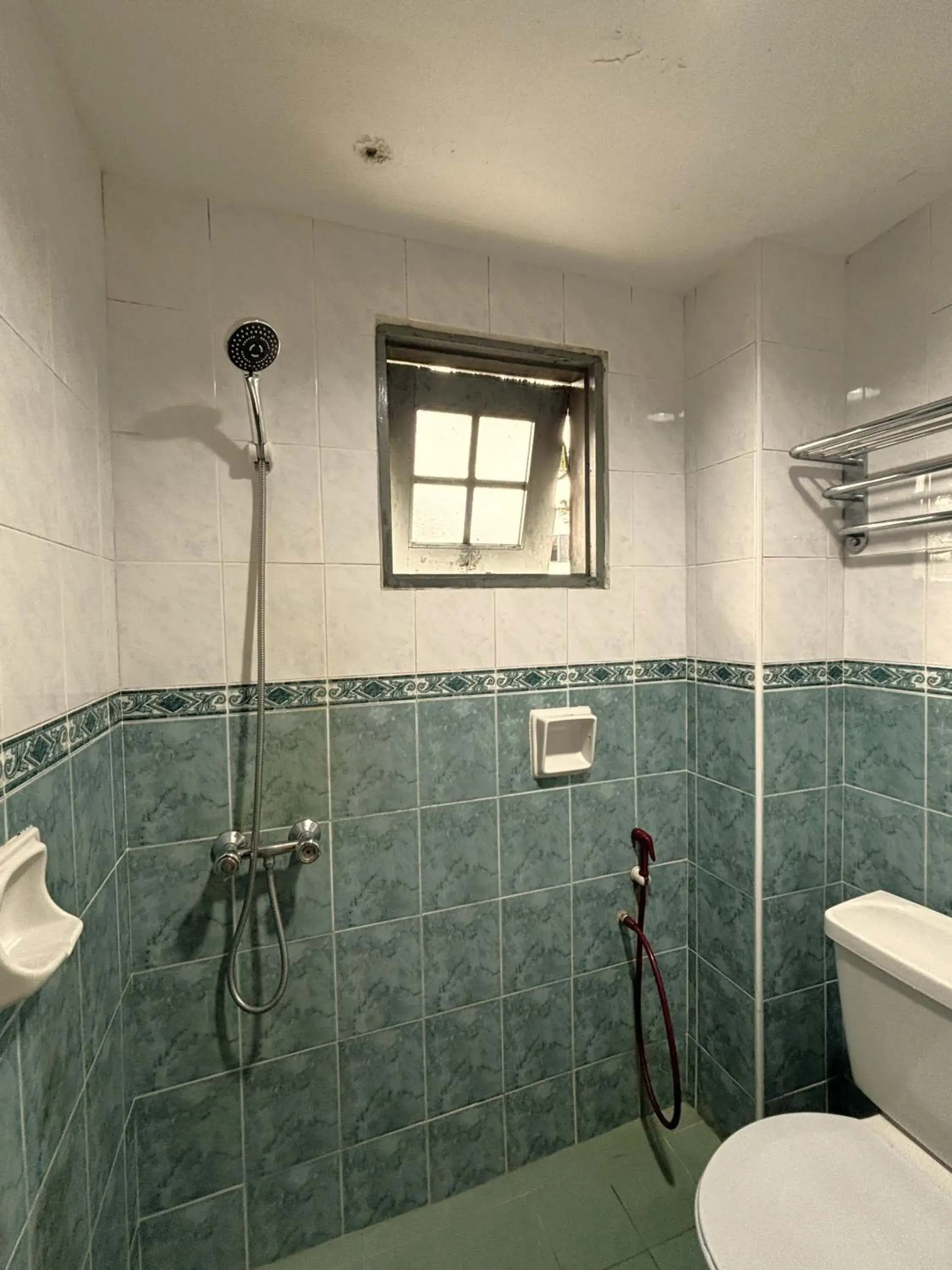 Toilet in Cool Point Hotel Toilet in Cool Point Hotel