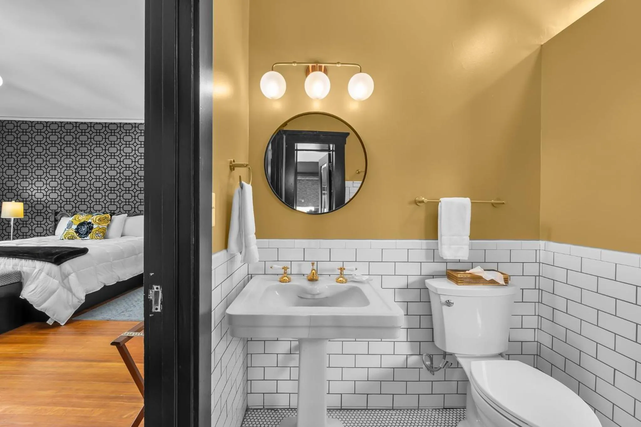 Bathroom in Rockwood Inn