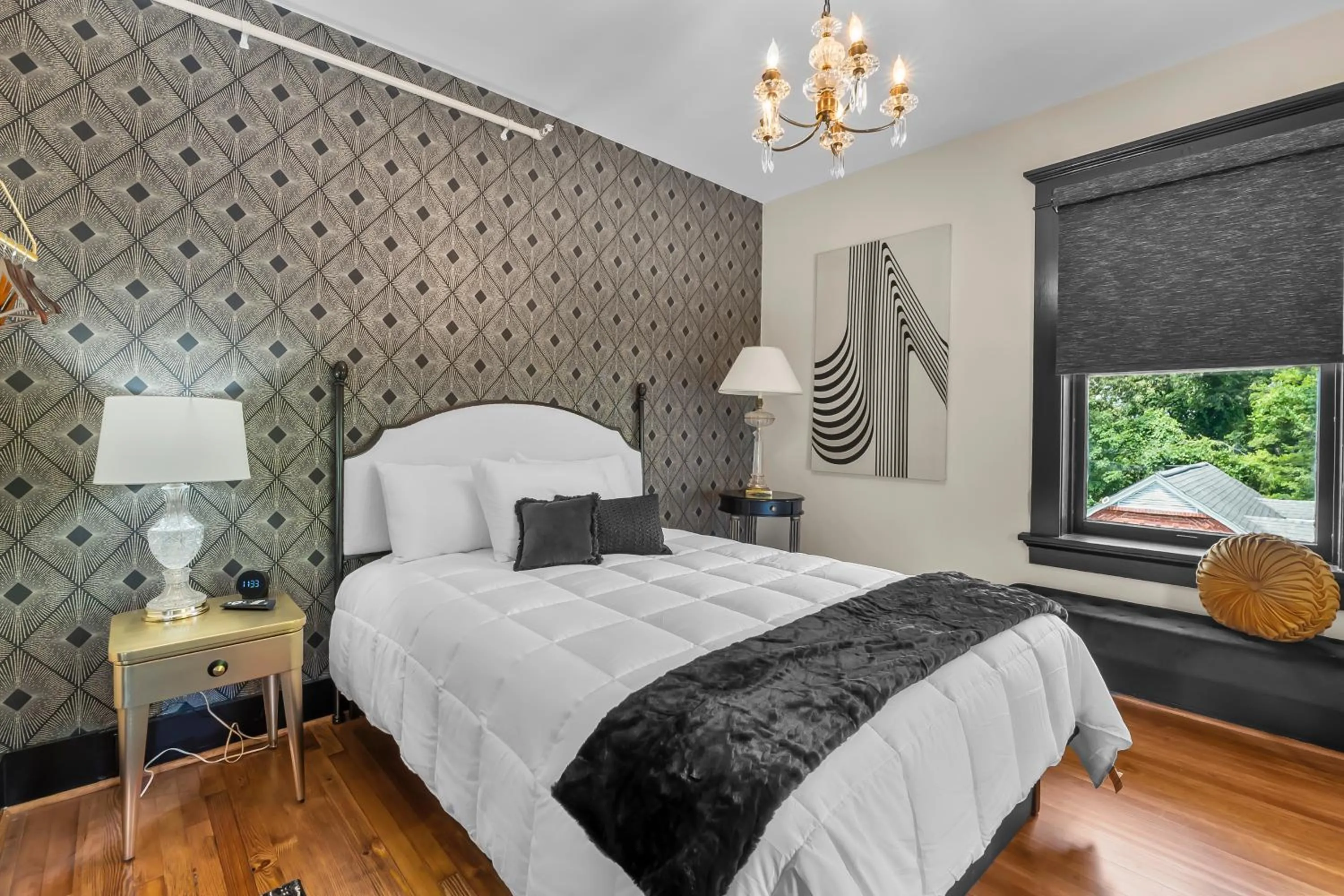 Bed in Rockwood Inn