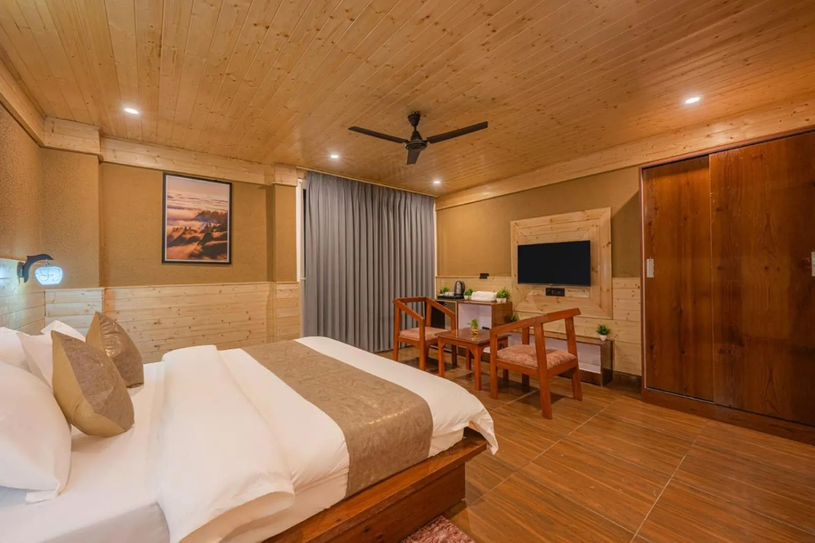Bed in The Kufri Retreat