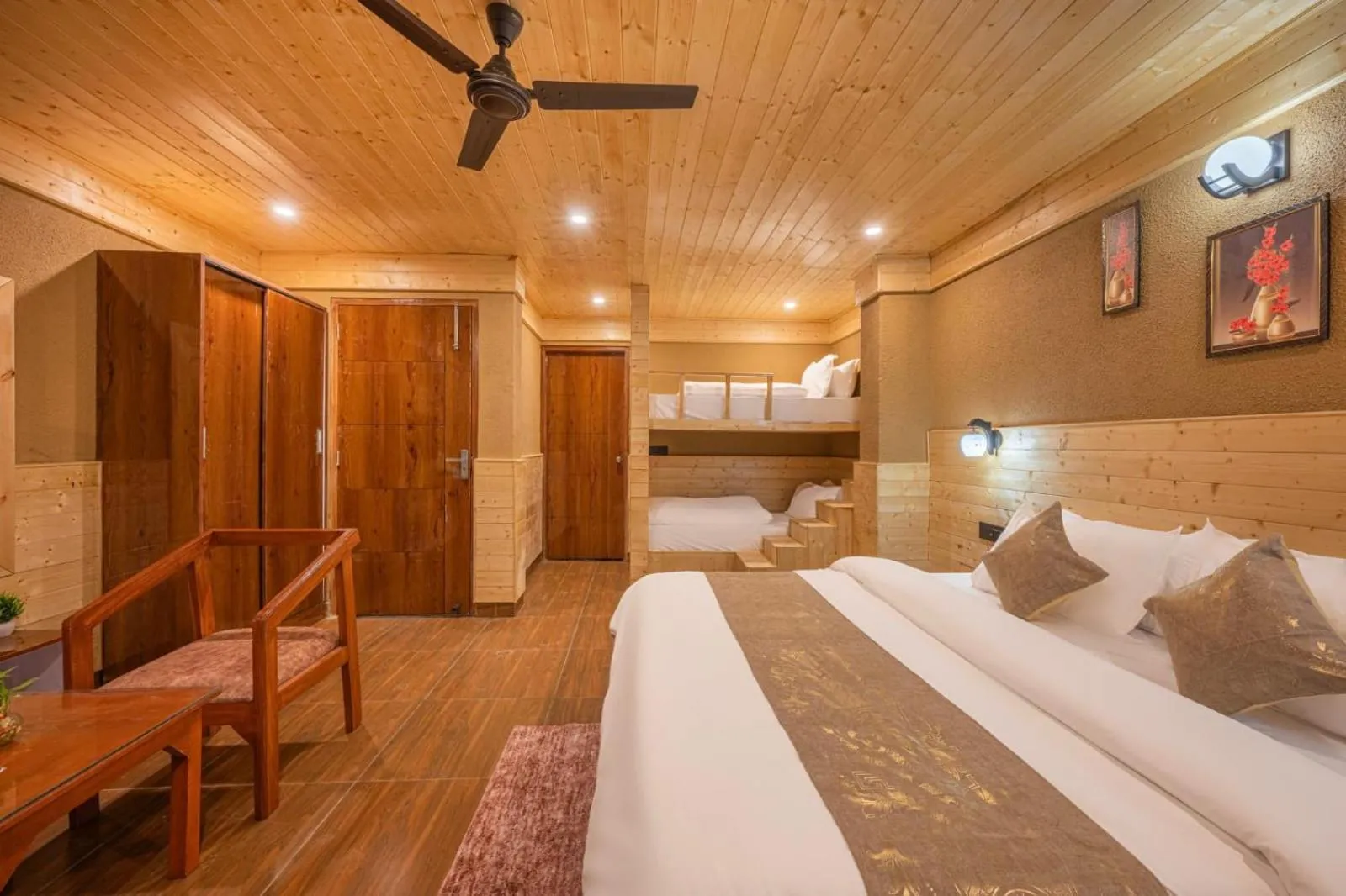Bed in The Kufri Retreat