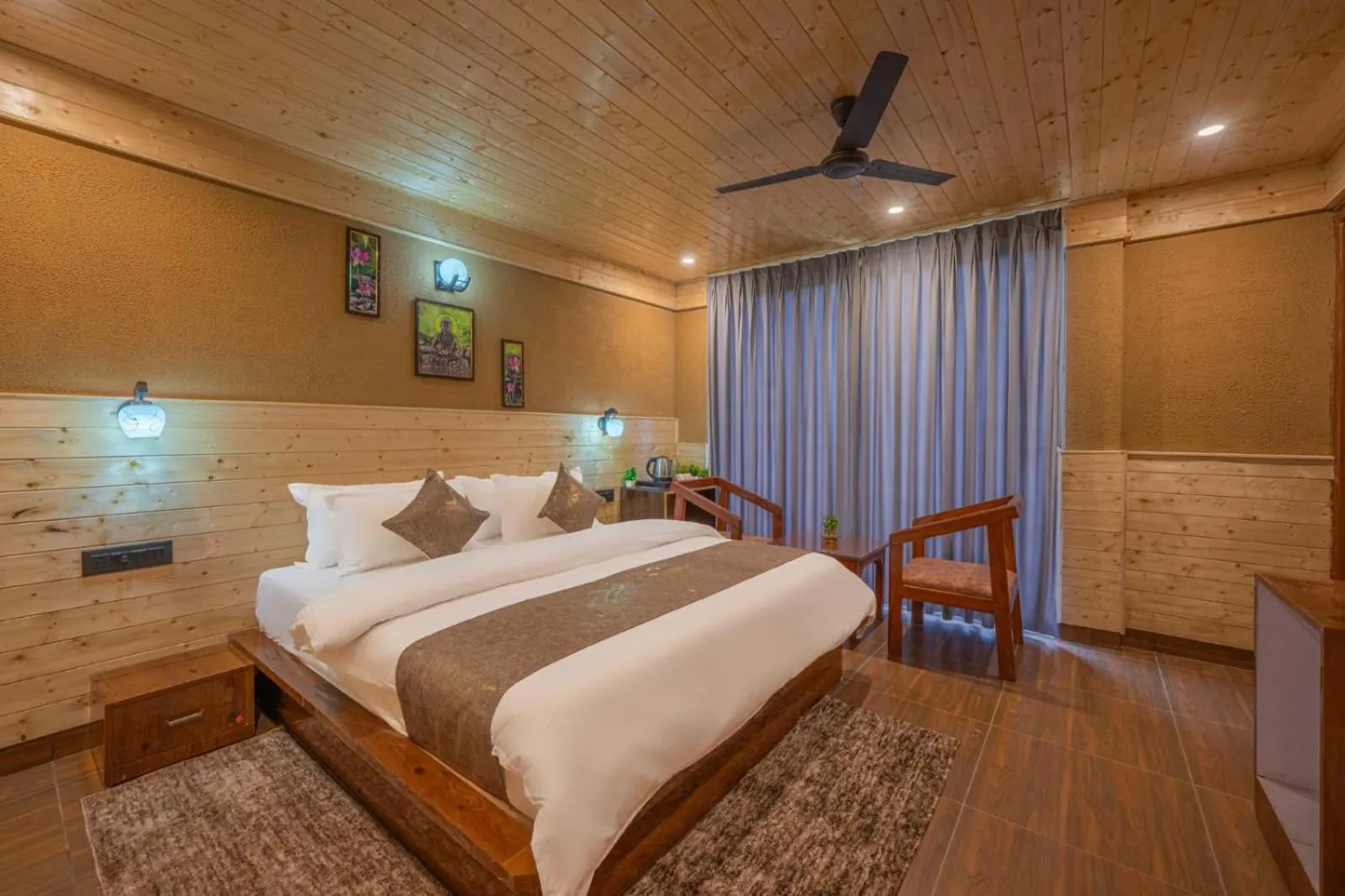 Bed in The Kufri Retreat