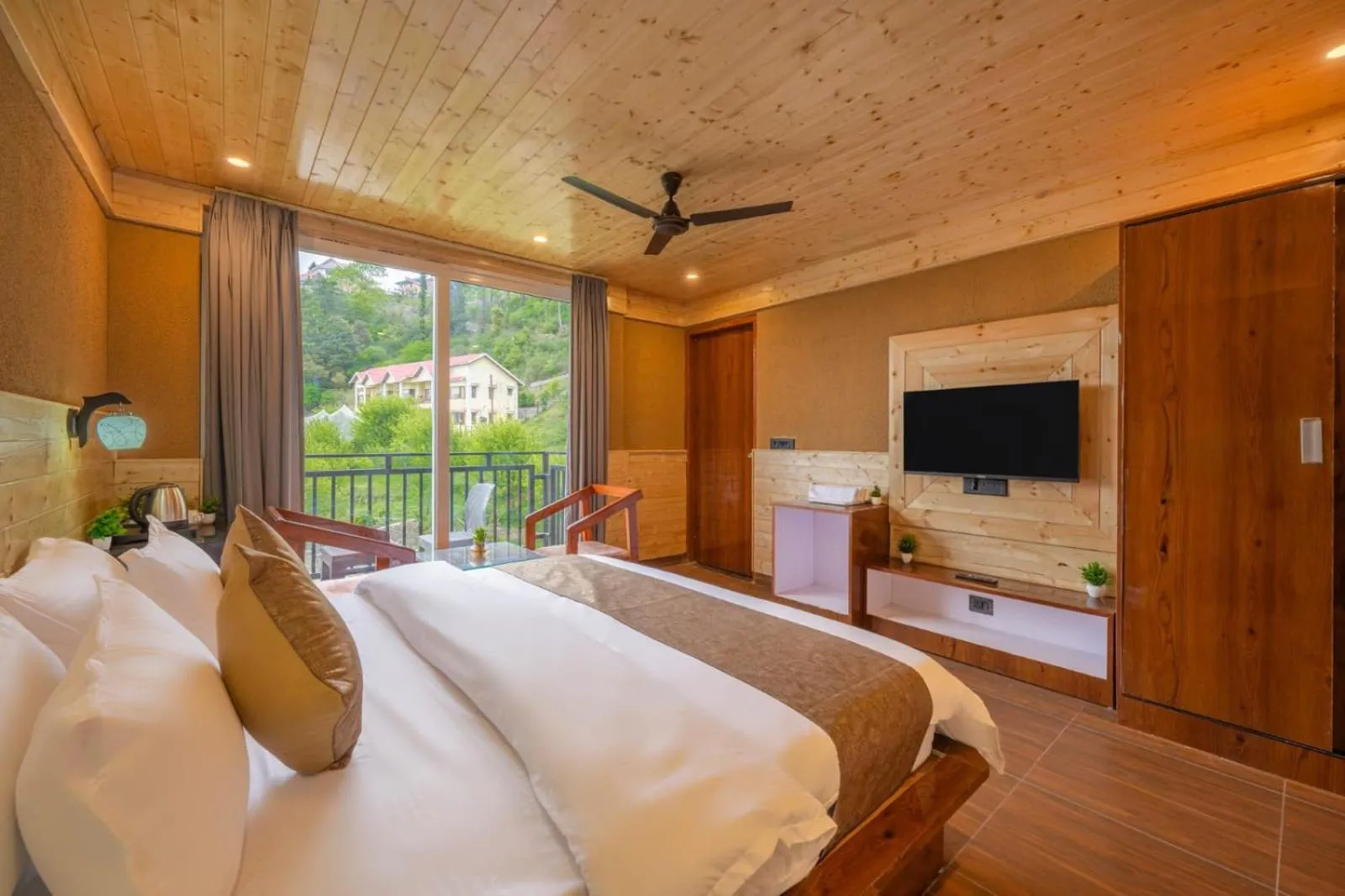 Bed in The Kufri Retreat