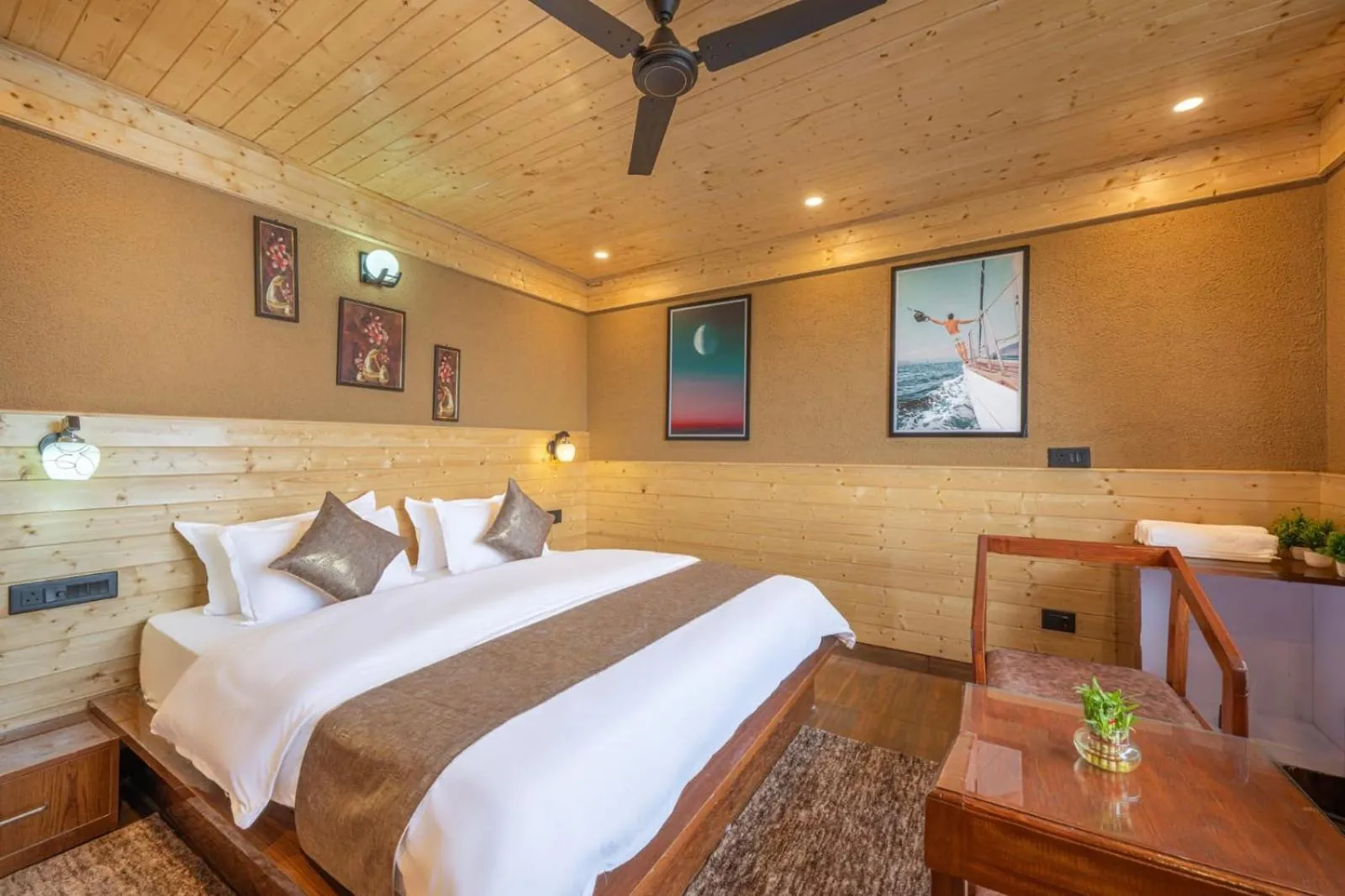 Bed in The Kufri Retreat
