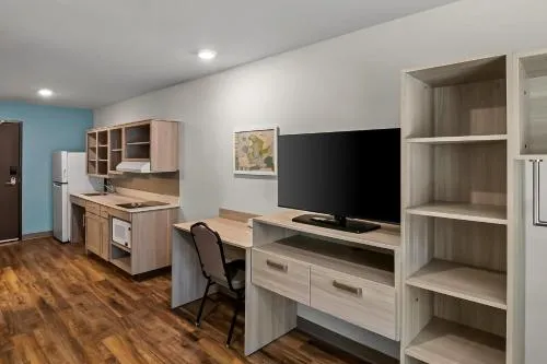 WoodSpring Suites Newington - Hartford South