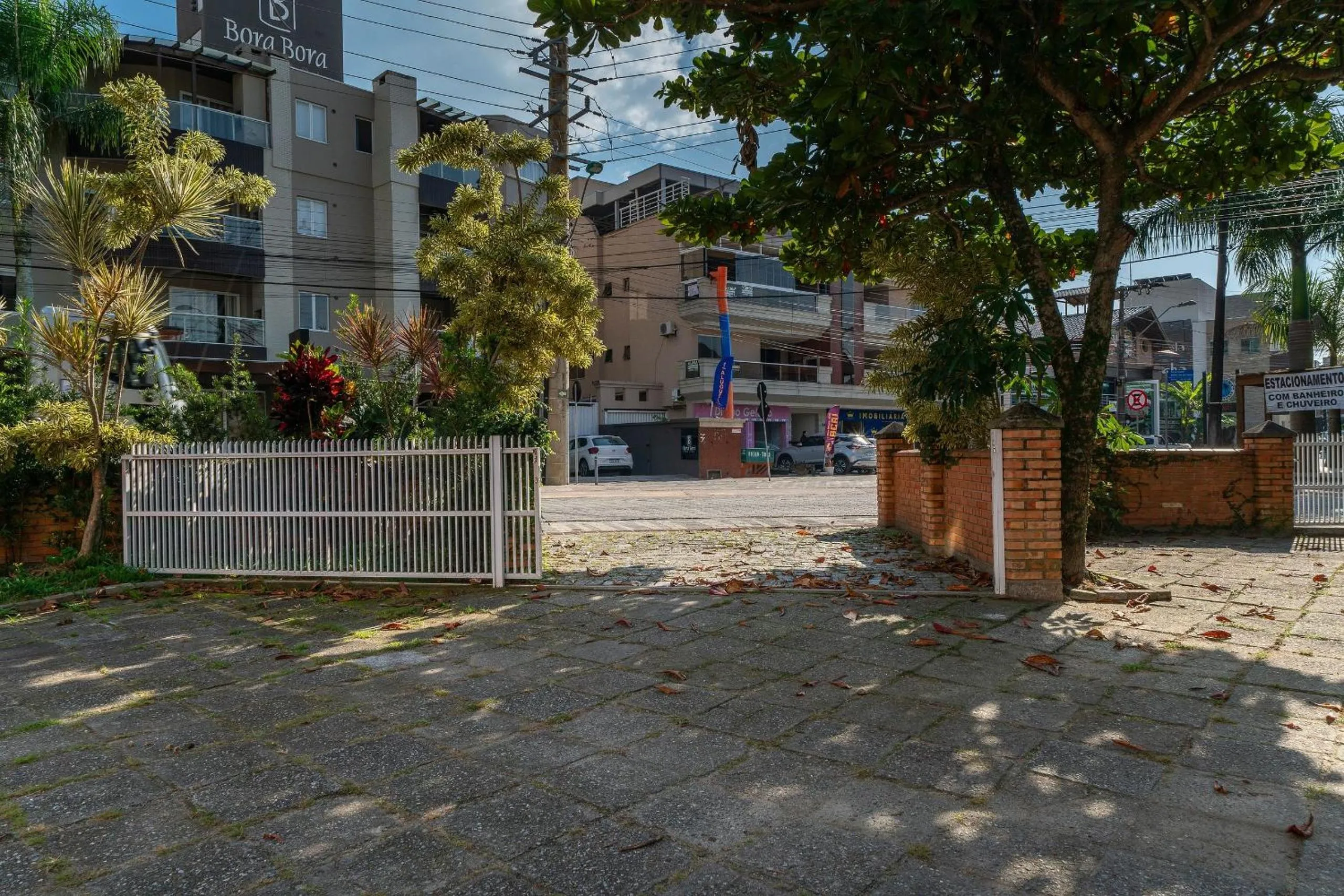 A36 - AP 05 - Maria Angélica - Apto na avenida - 01 dormitório