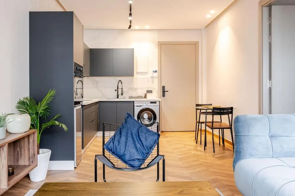 Cozy Luxurious Bourgogne Studio