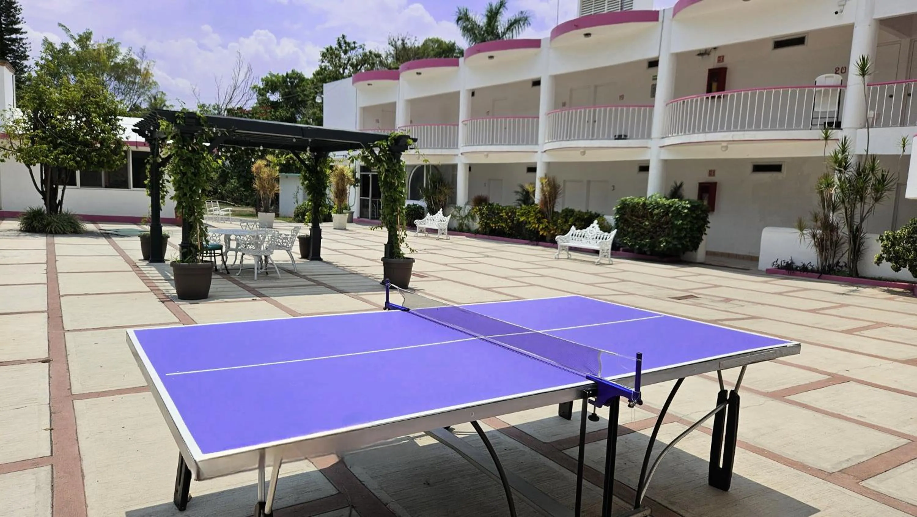 Inner courtyard view in Hotel Hacienda del Rio Oaxtepec