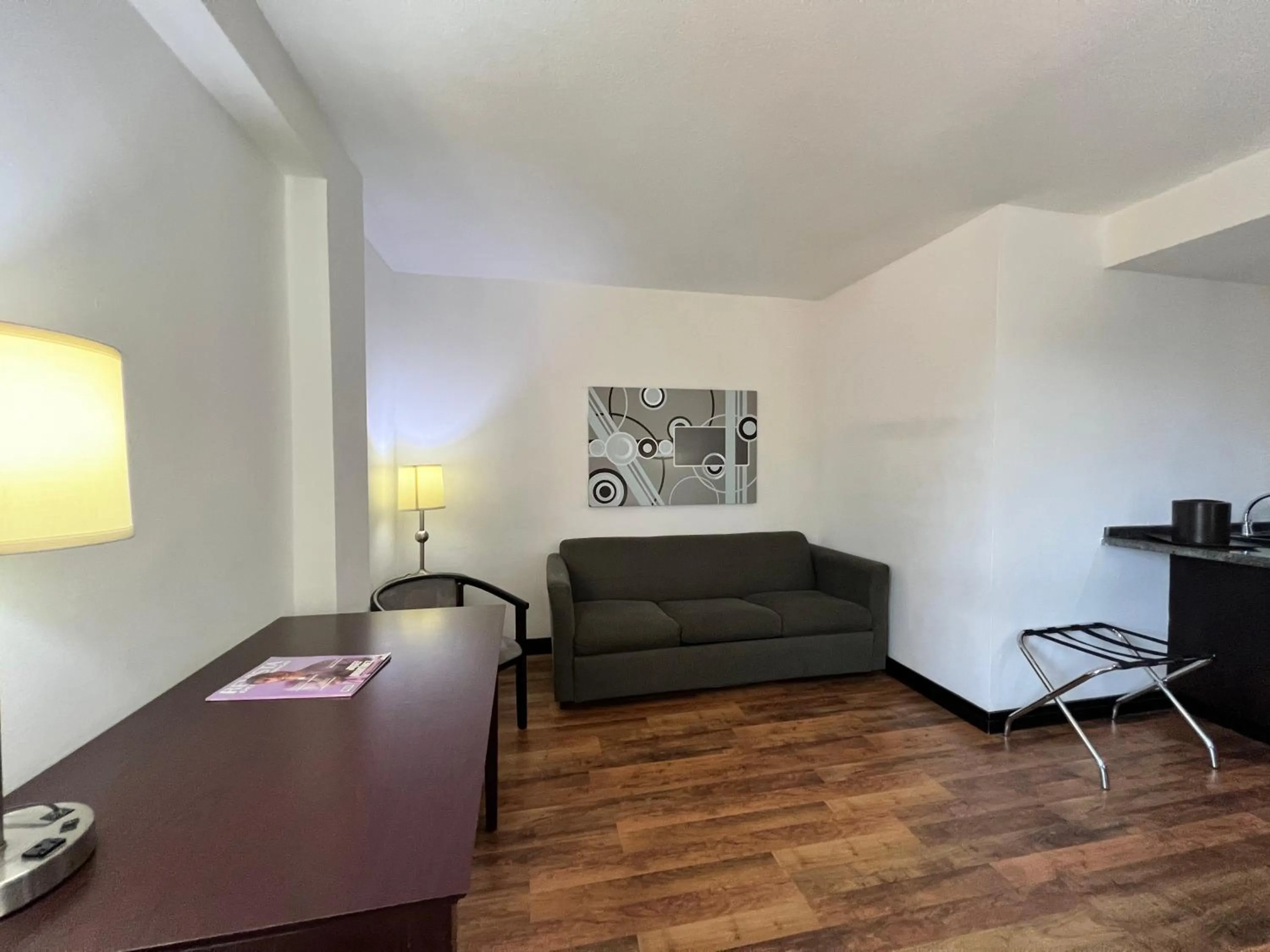 Seating area in Hotel GH Guaparo Suites Valencia
