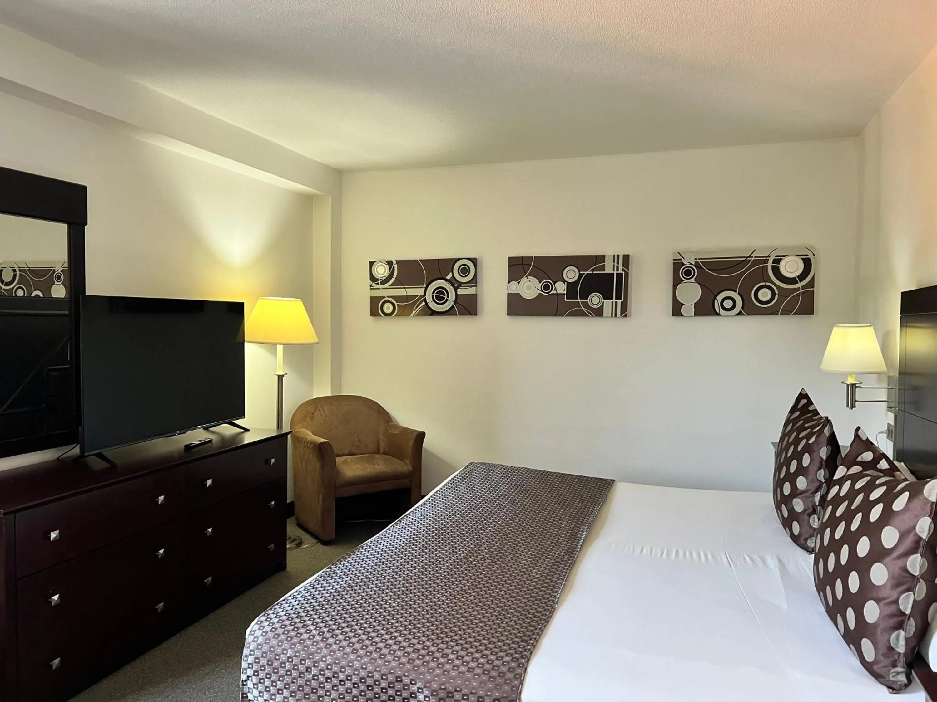 Bed in Hotel GH Guaparo Suites Valencia