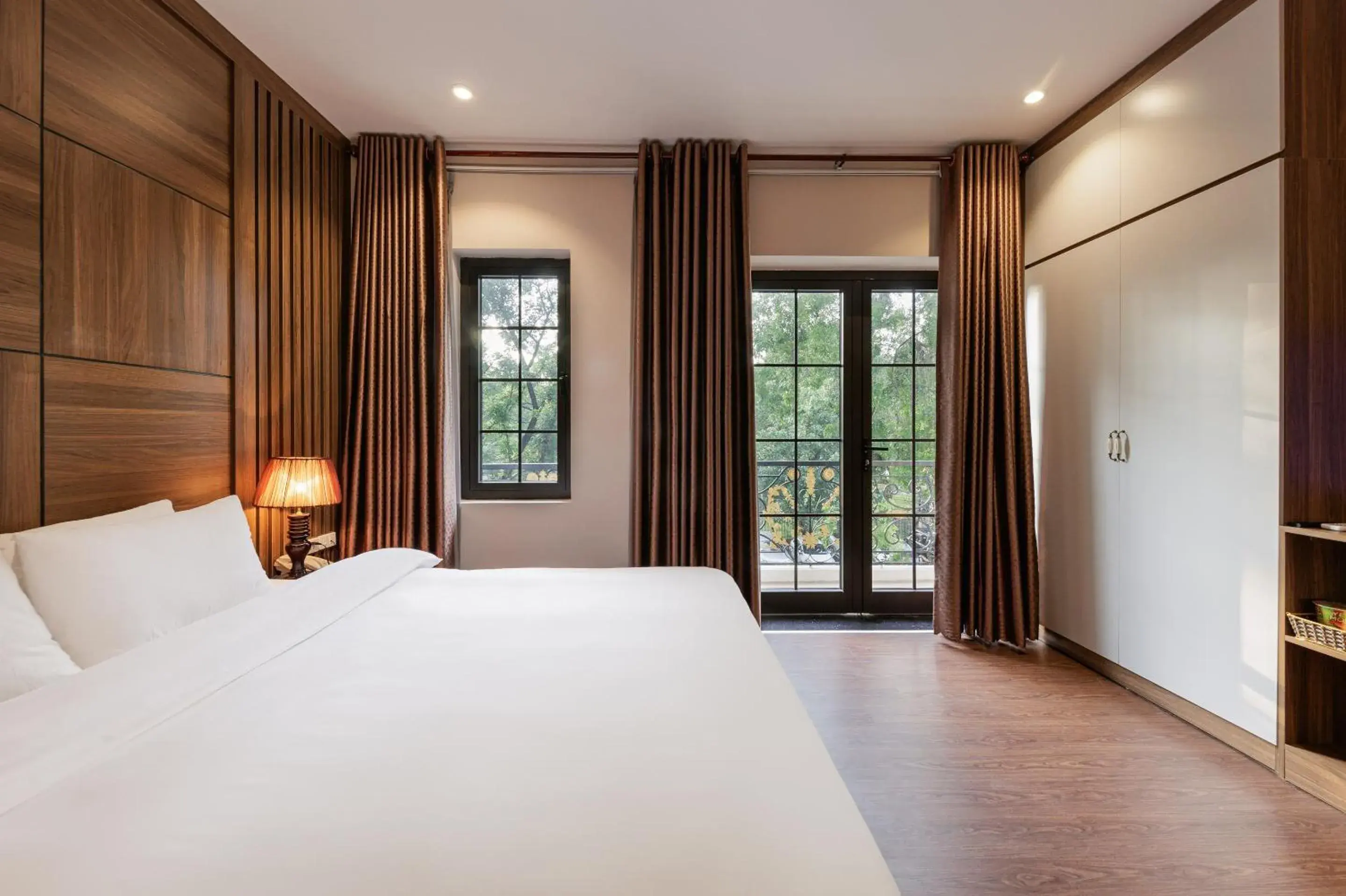 Bedroom, Bed in Collection O Le Grand Hanoi hotel – The Central Park Bedroom, Bed in Collection O Le Grand Hanoi hotel – The Central Park
