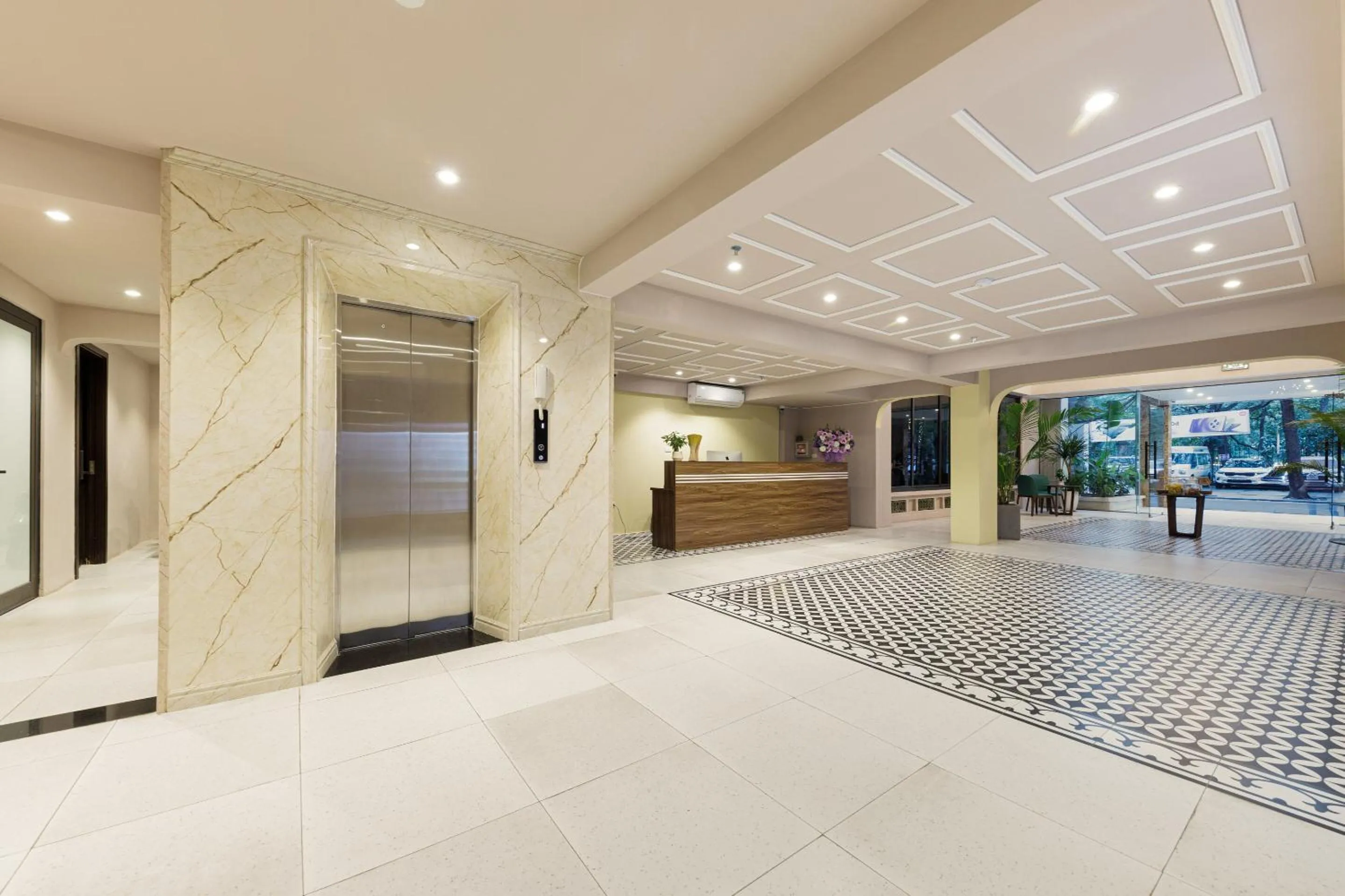 Lobby or reception in Collection O Le Grand Hanoi hotel – The Central Park