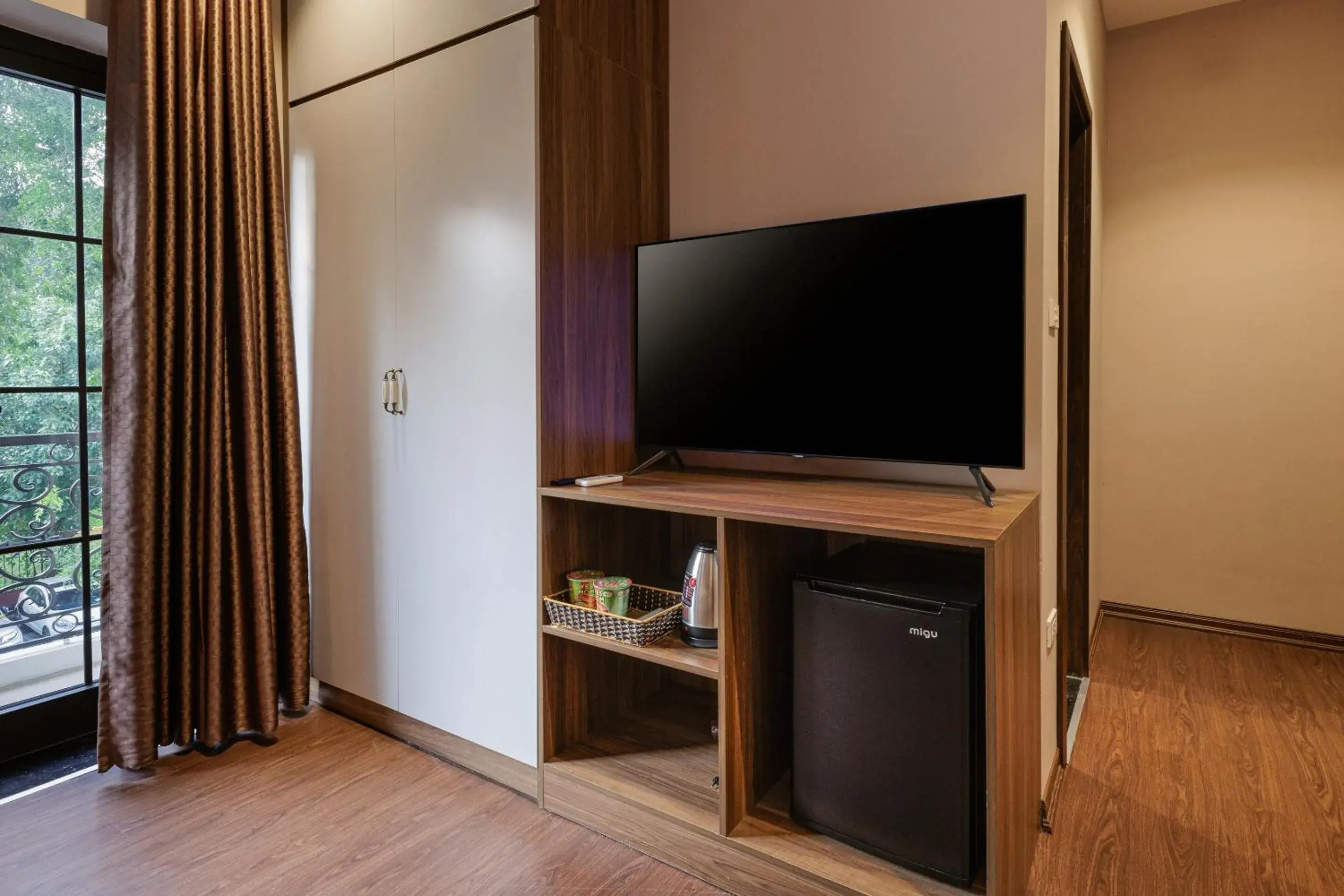 Bedroom in Collection O Le Grand Hanoi hotel – The Central Park Bedroom in Collection O Le Grand Hanoi hotel – The Central Park