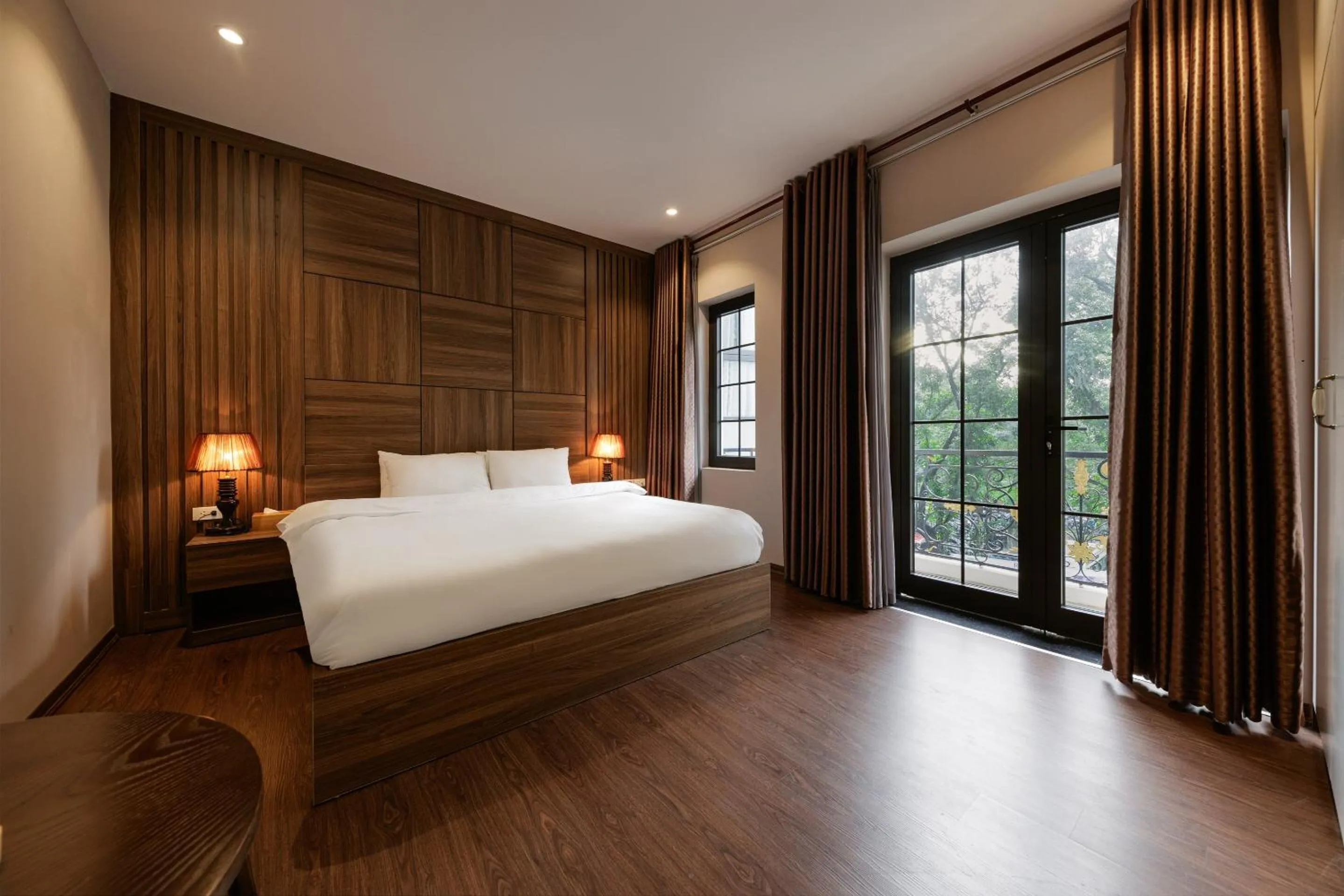 Bedroom, Bed in Collection O Le Grand Hanoi hotel – The Central Park