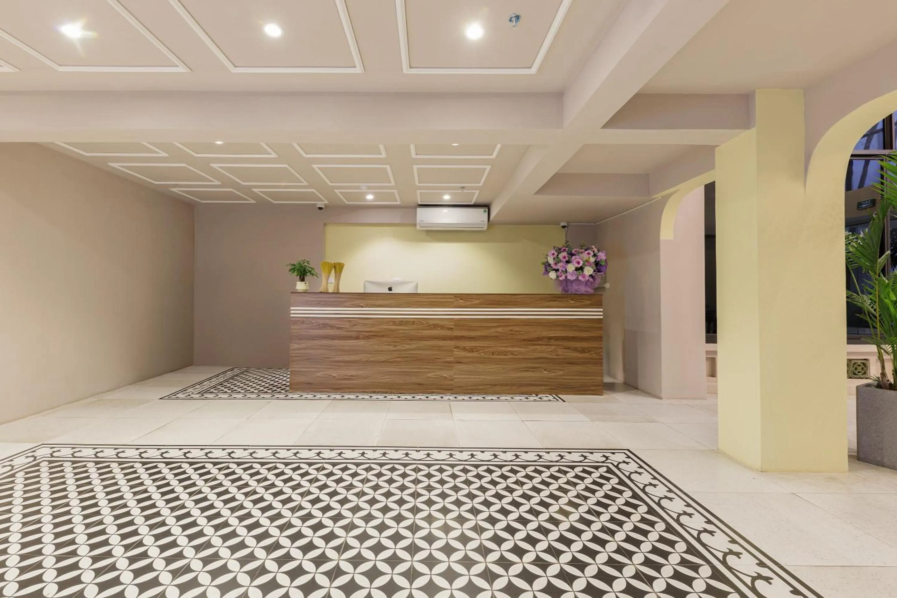 Lobby or reception in Collection O Le Grand Hanoi hotel – The Central Park