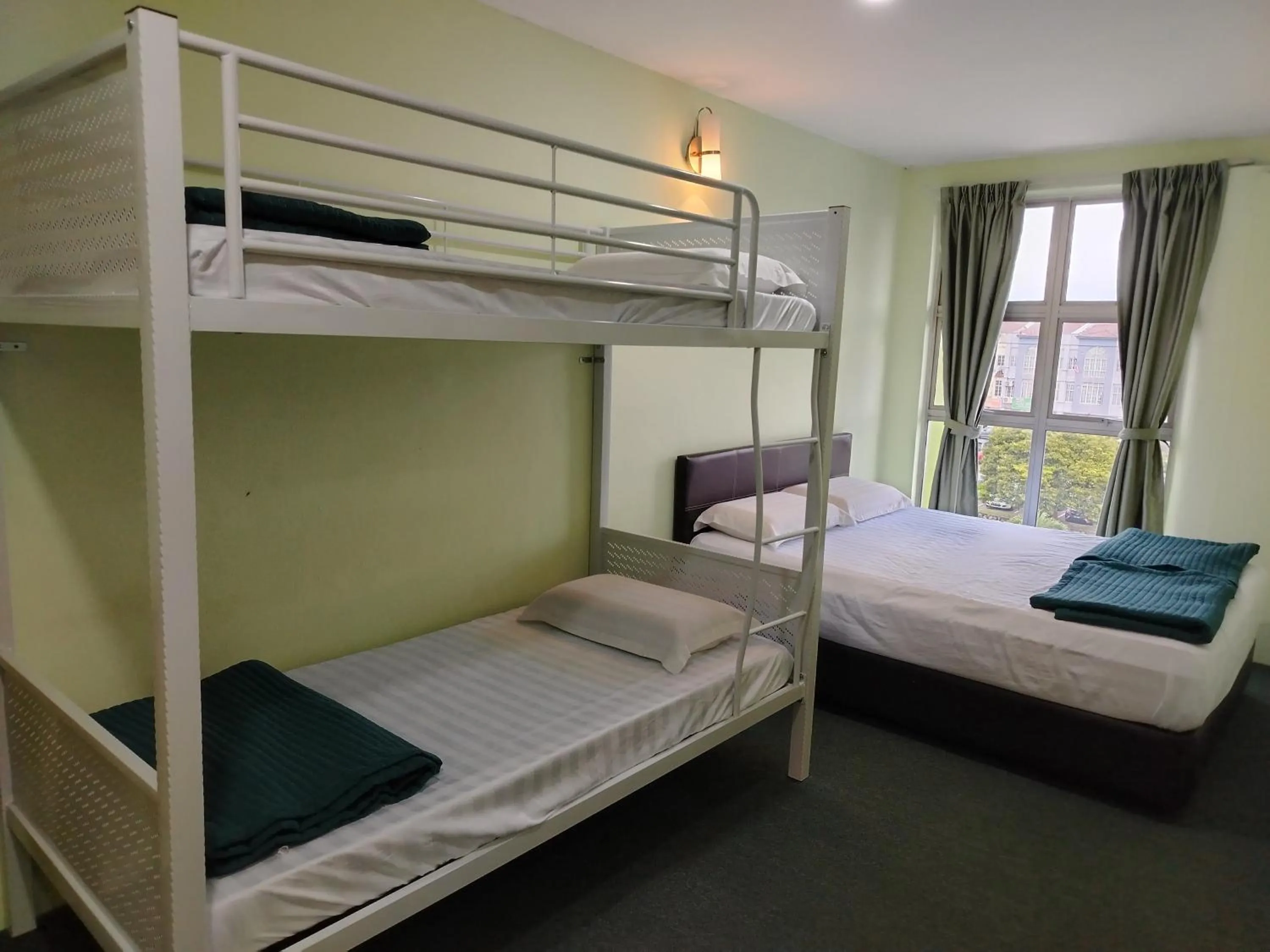 Bed in Hotel O Seremban Near SnowLim Wonderland Formerly M&N Hotel