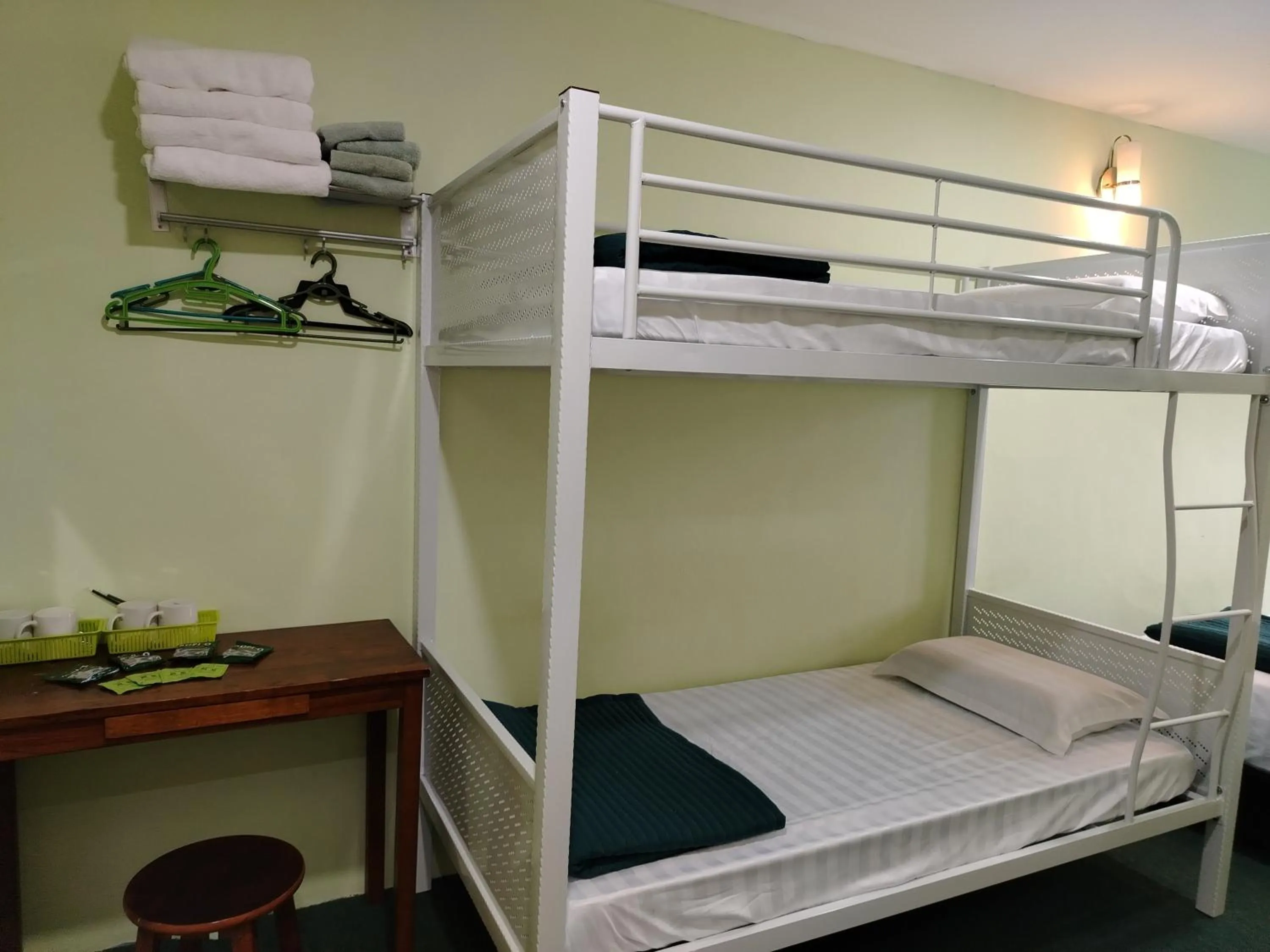 Coffee/tea facilities, Bed in Hotel O Seremban Near SnowLim Wonderland Formerly M&N Hotel