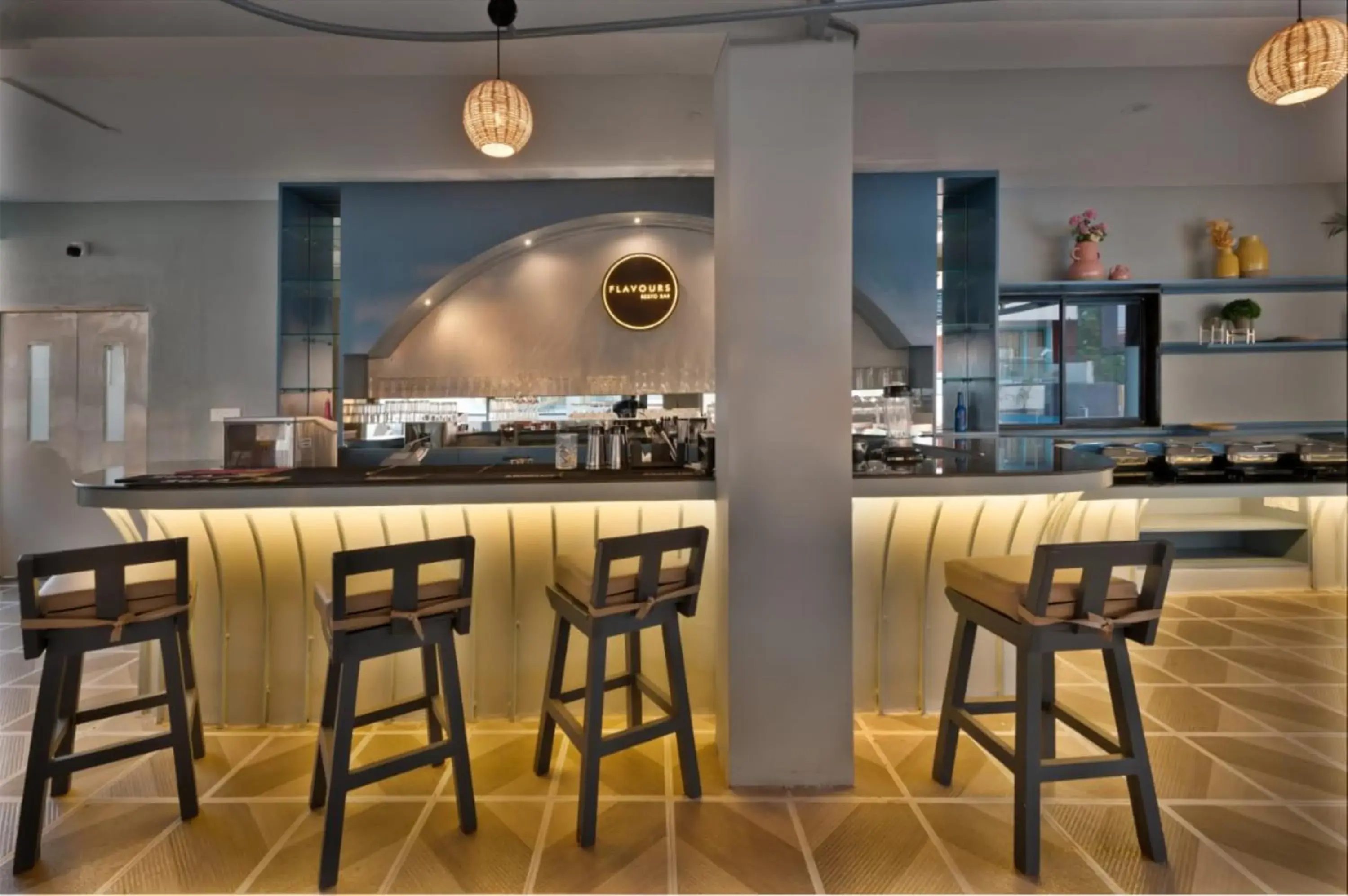 Restaurant/places to eat in Grand Continent Morjim Restaurant/places to eat in Grand Continent Morjim