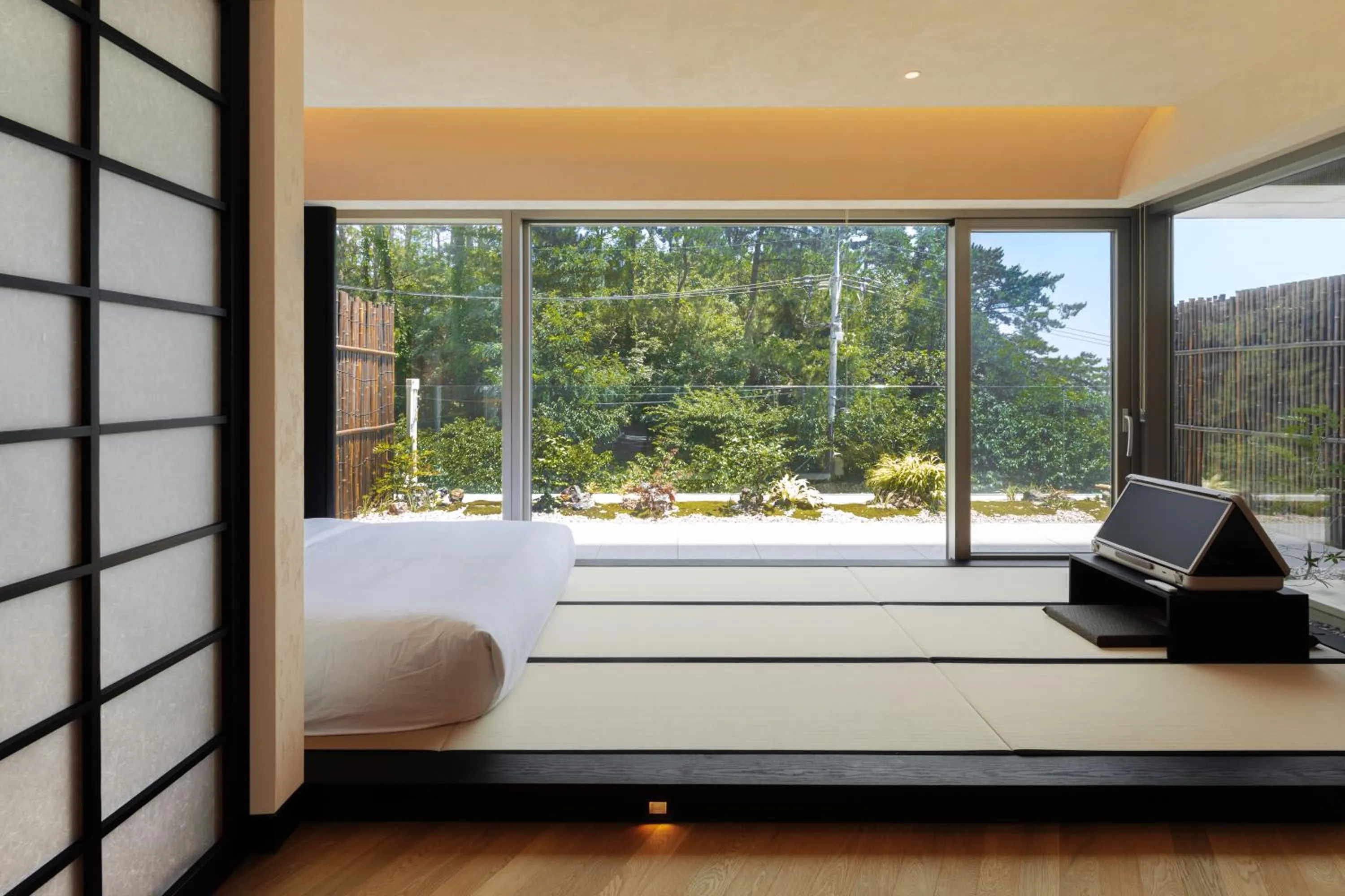 Decorative detail, Bed in Ije Busan