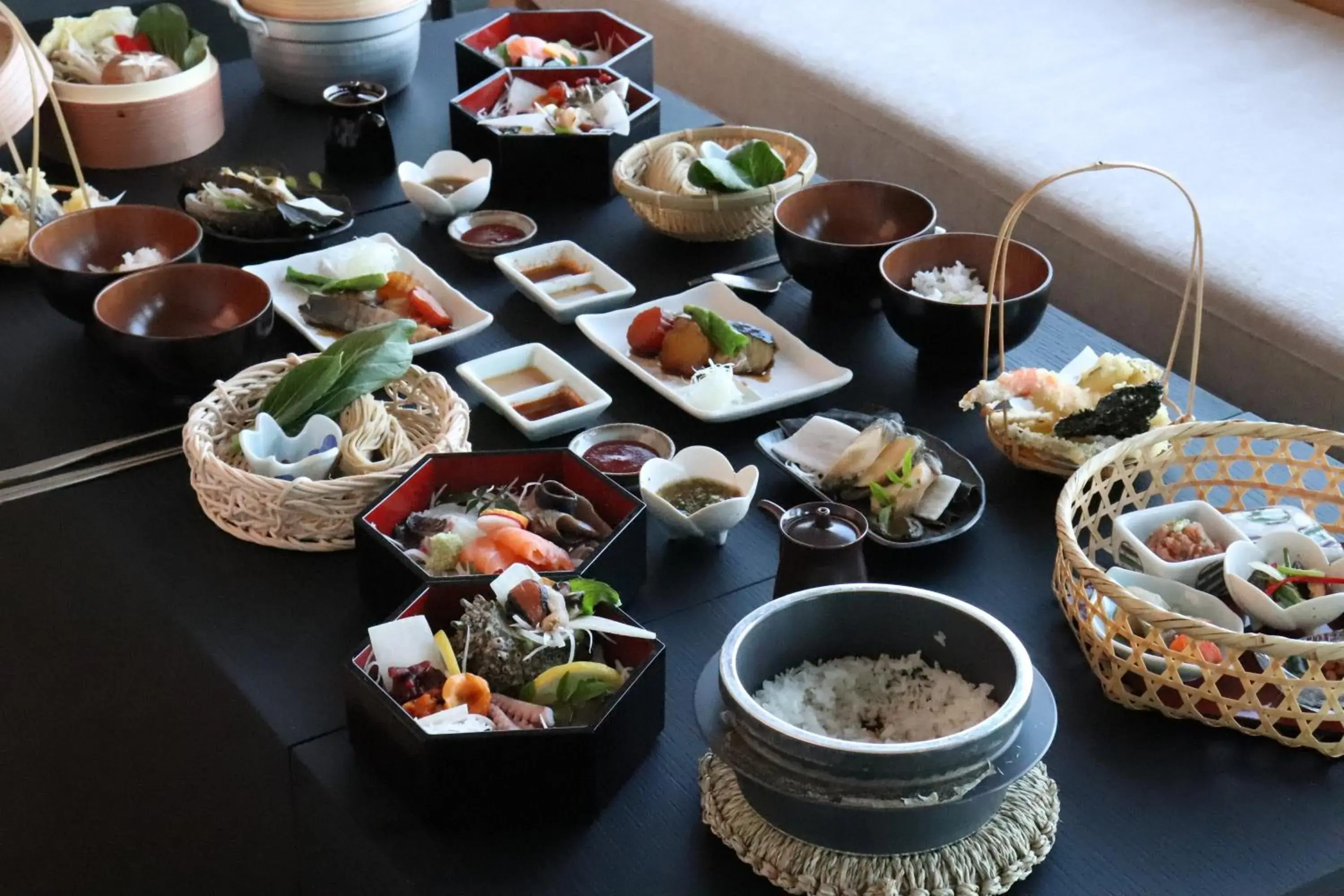 Restaurant/places to eat in Ije Busan Restaurant/places to eat in Ije Busan