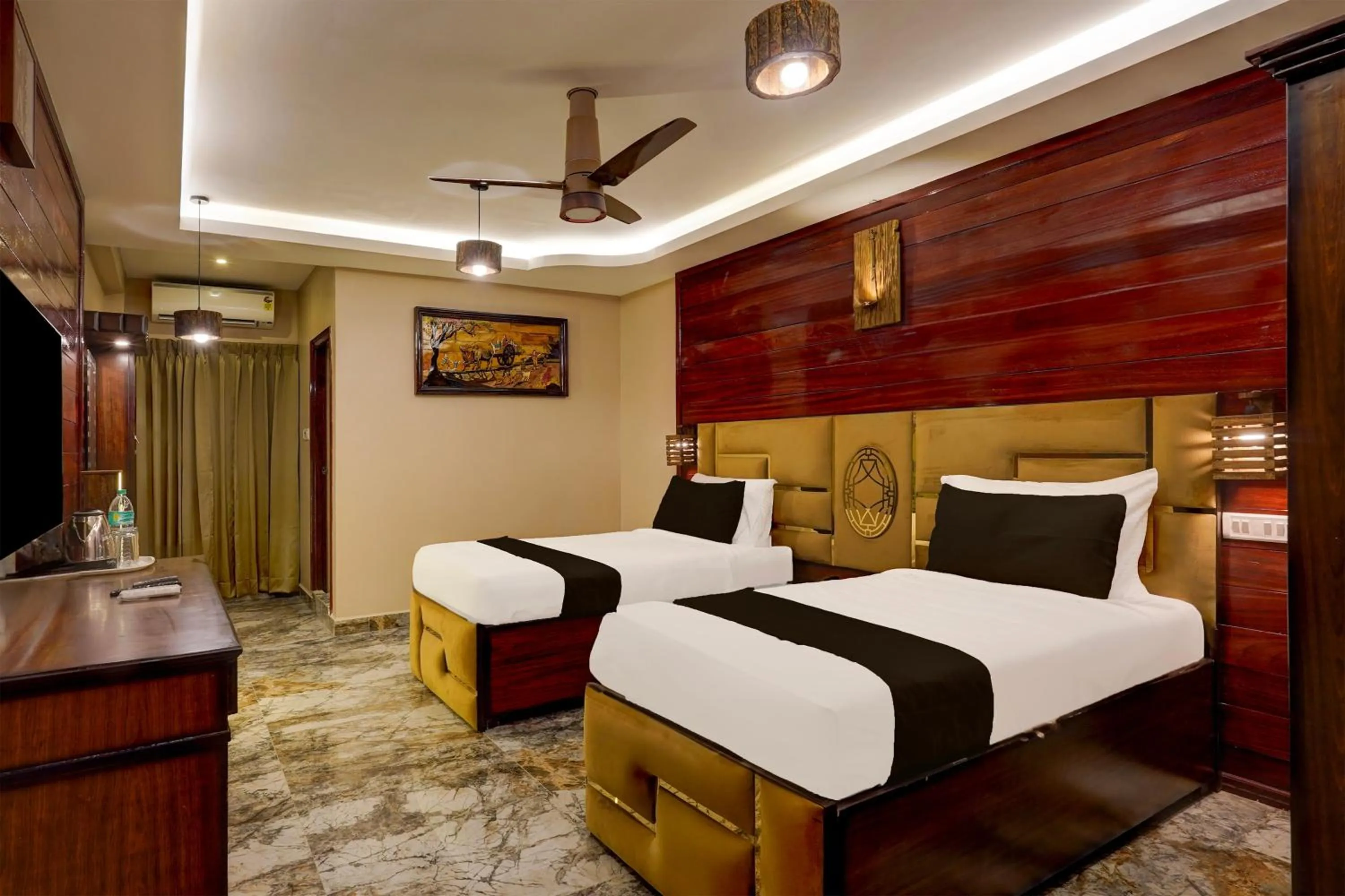 Bedroom, Bed in Super Townhouse NK Vivanta Luxury Rooms