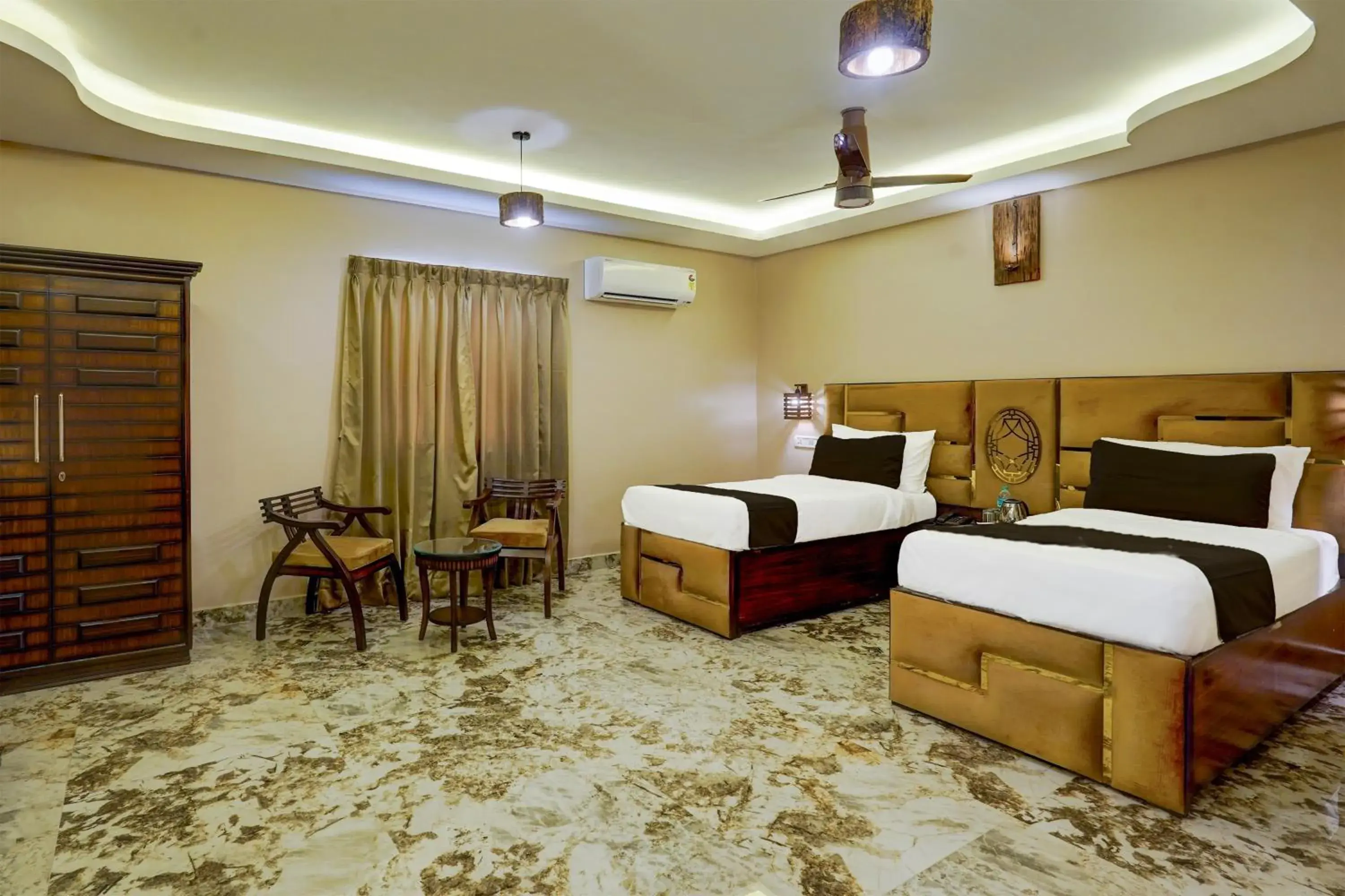 Super Townhouse NK Vivanta Luxury Rooms Super Townhouse NK Vivanta Luxury Rooms