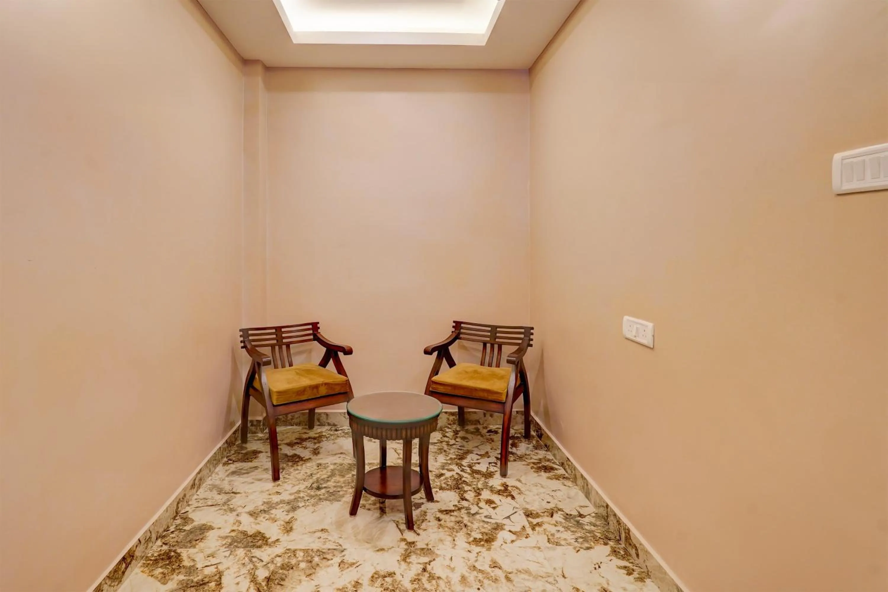 Bedroom in Super Townhouse NK Vivanta Luxury Rooms