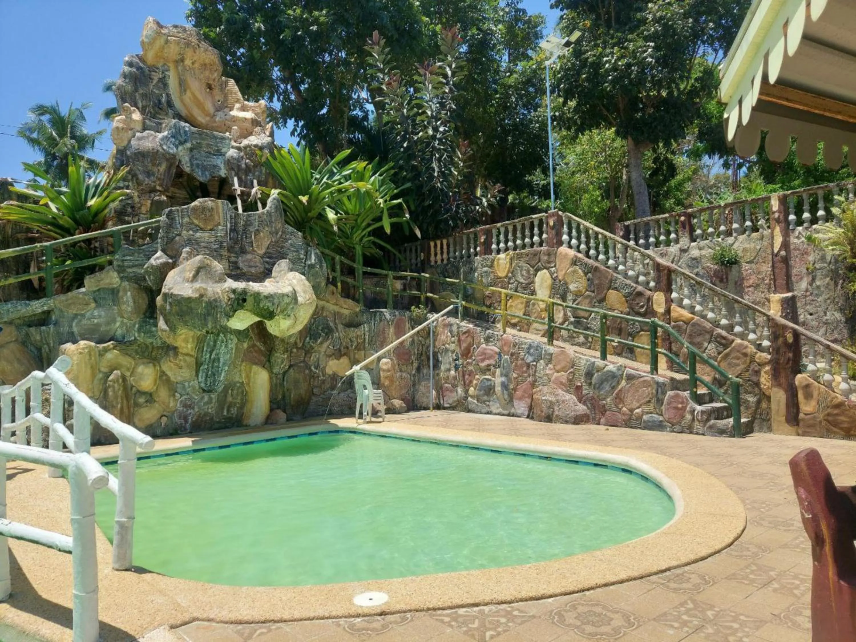 Swimming pool in Simala Retreat Resort Cebu
