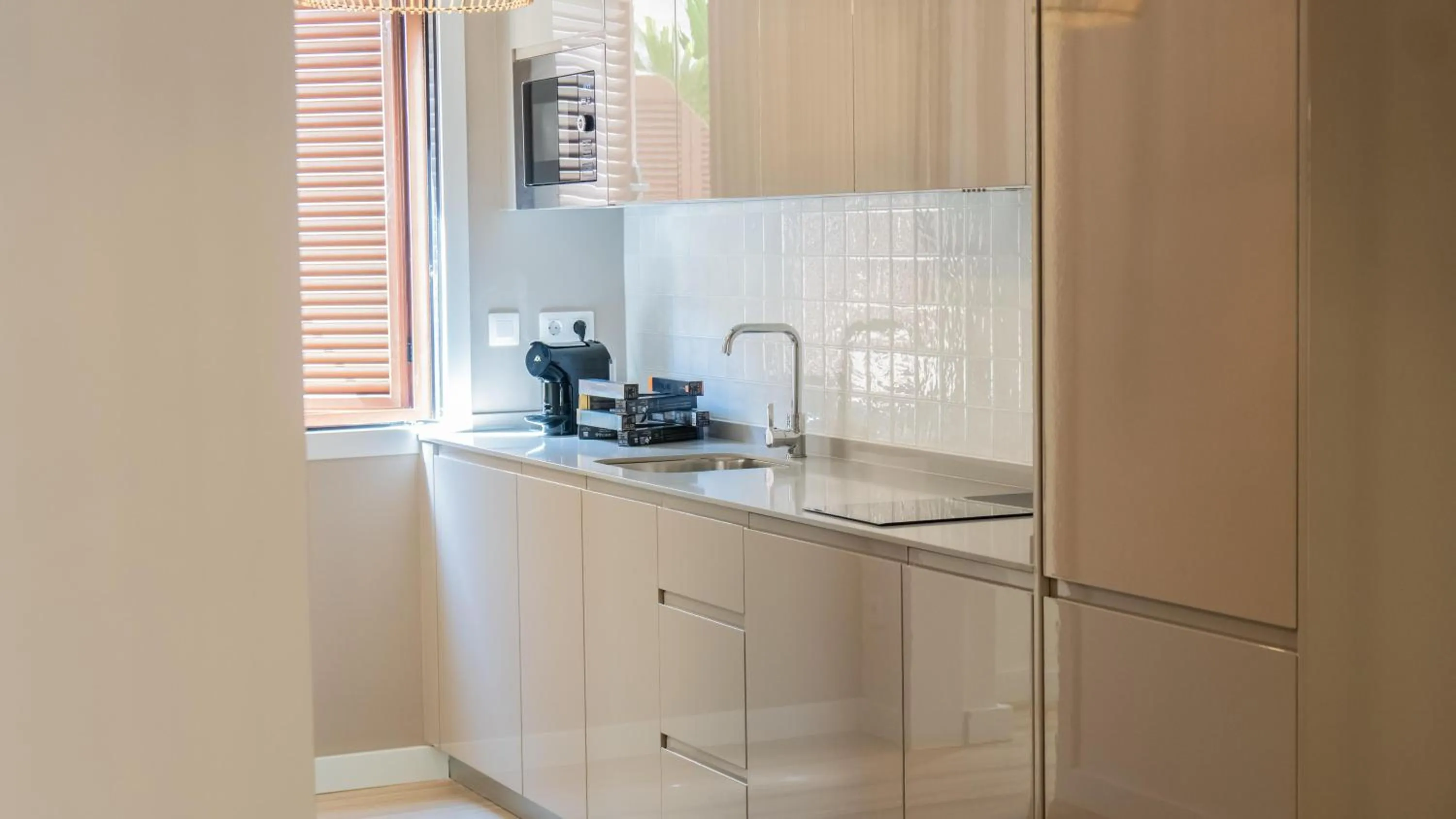 Kitchen or kitchenette in Coral Compostela Beach