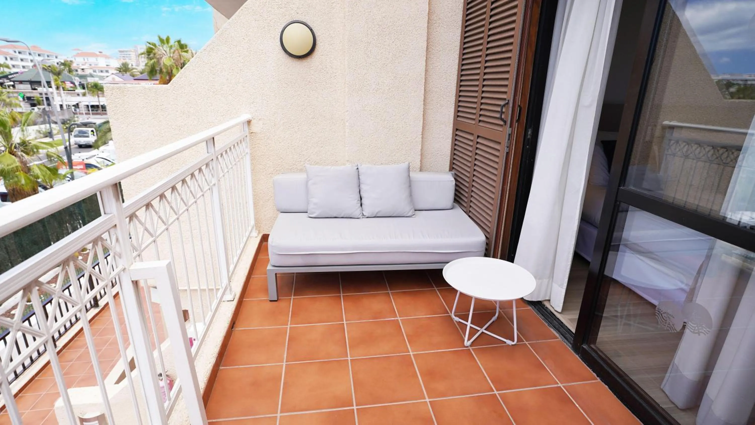 Photo of the whole room in Coral Compostela Beach