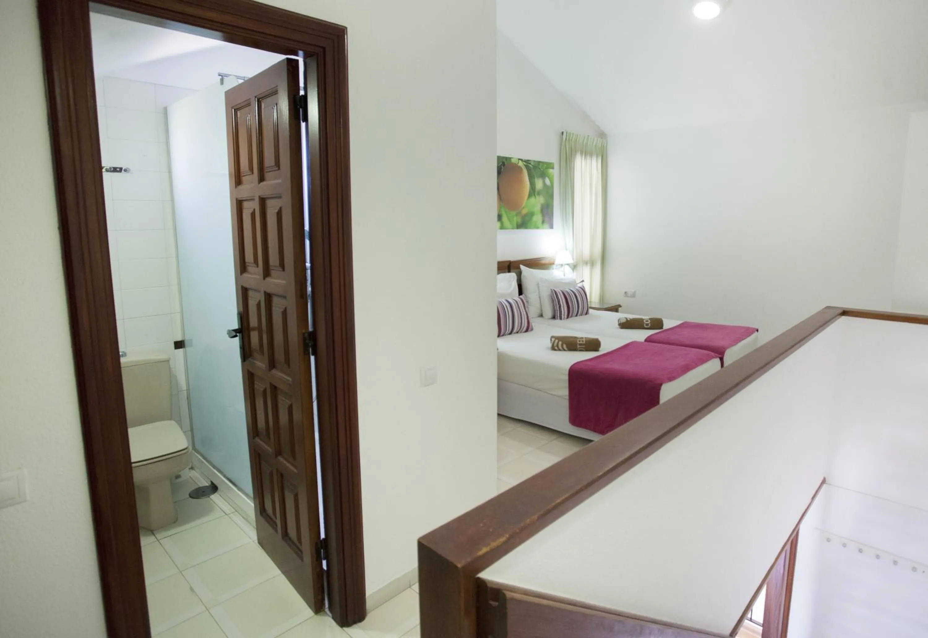 Photo of the whole room, Bed in Coral Compostela Beach