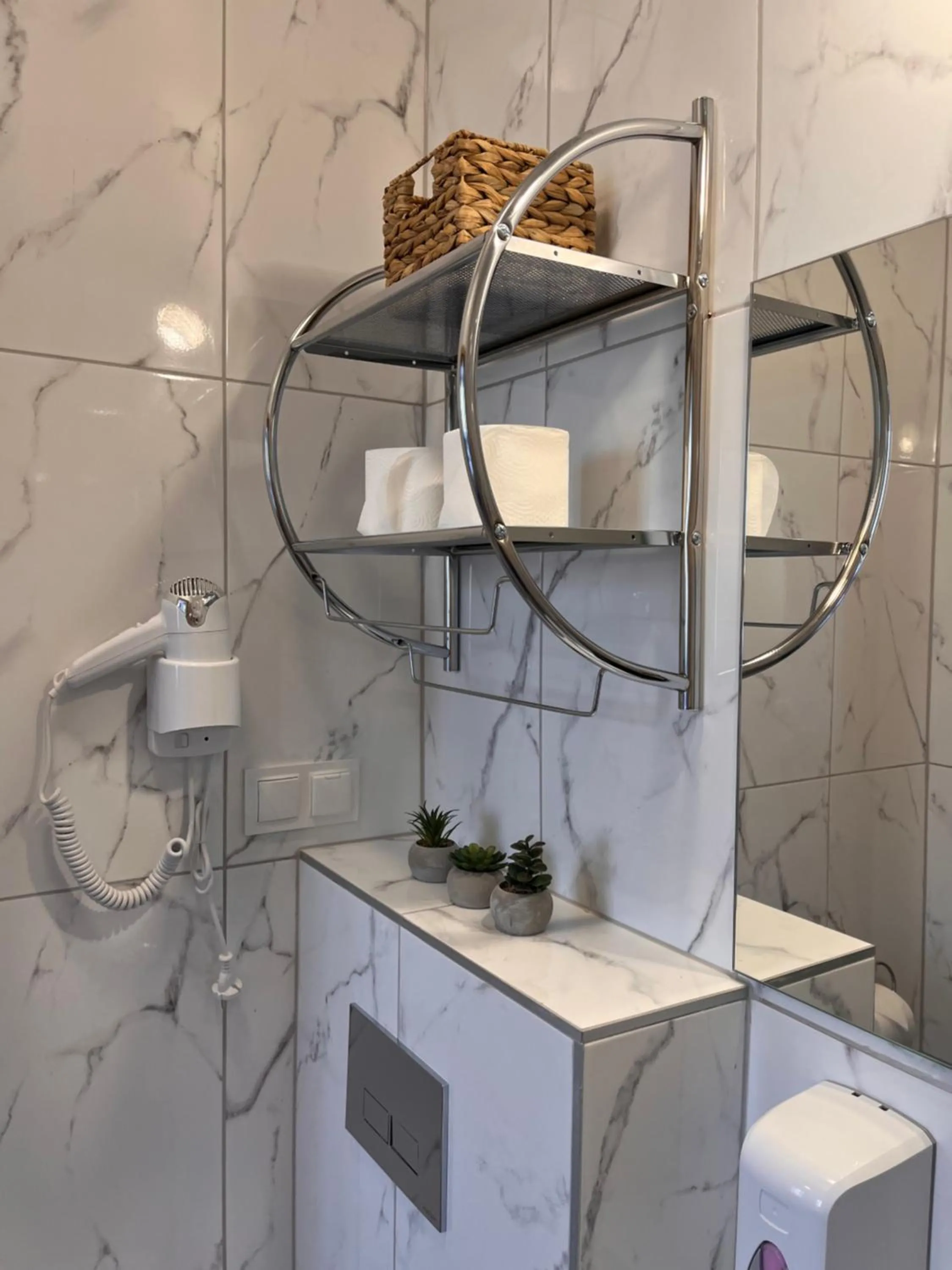 Shower in Apartamenty Wilczyńskiego