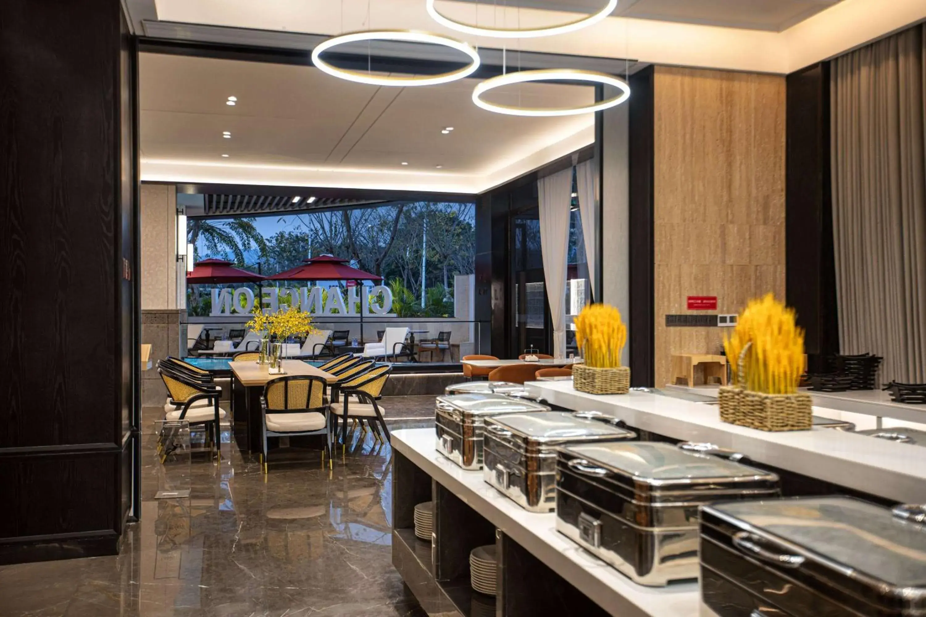 Restaurant/places to eat in Ramada by Wyndham Xishuangbanna Jinghong Restaurant/places to eat in Ramada by Wyndham Xishuangbanna Jinghong