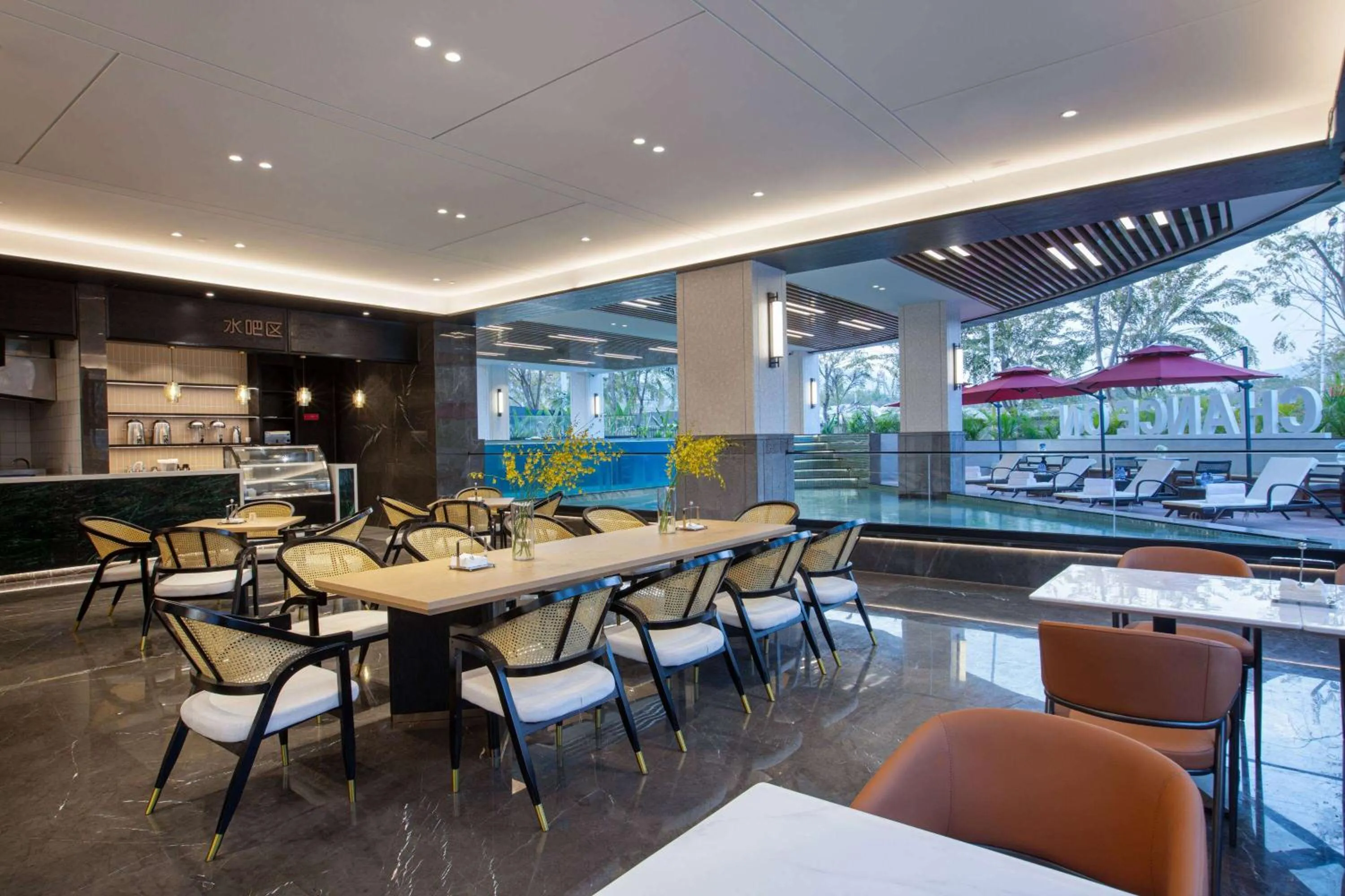 Swimming pool in Ramada by Wyndham Xishuangbanna Jinghong