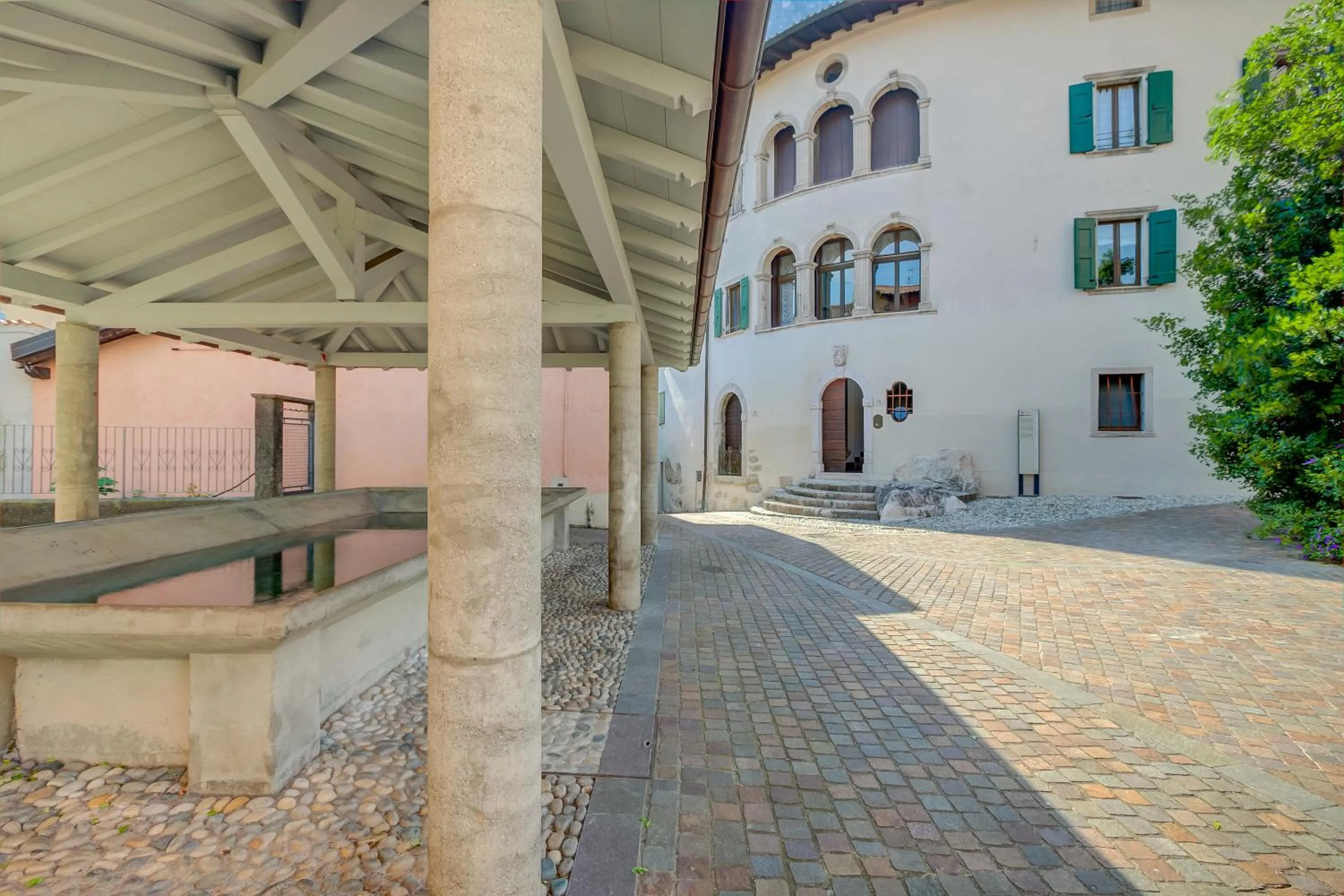 Property building in Casa Francesca - Happy Rentals