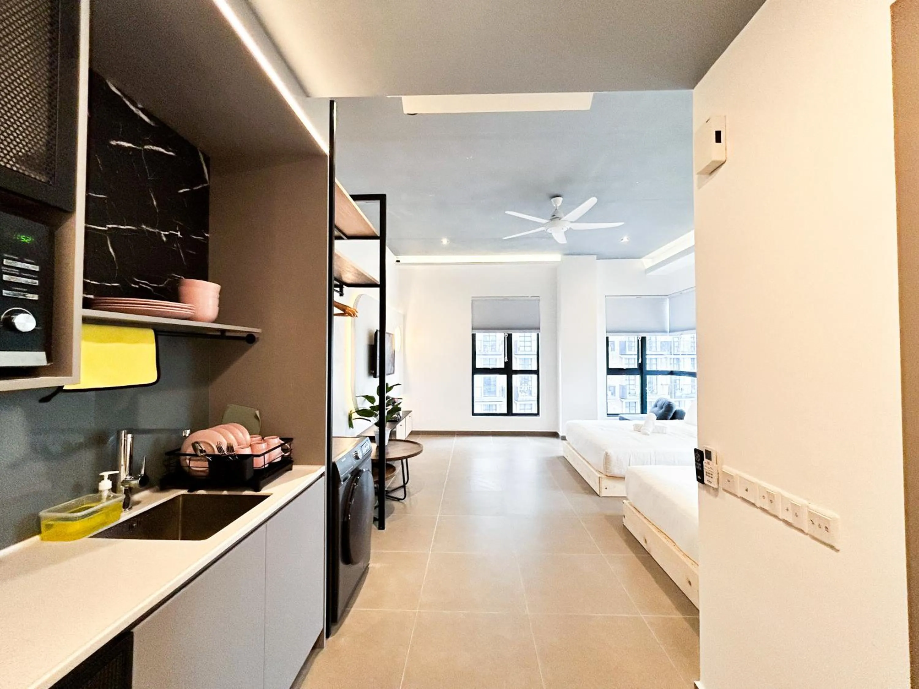 Mossaz by Manhattan Group