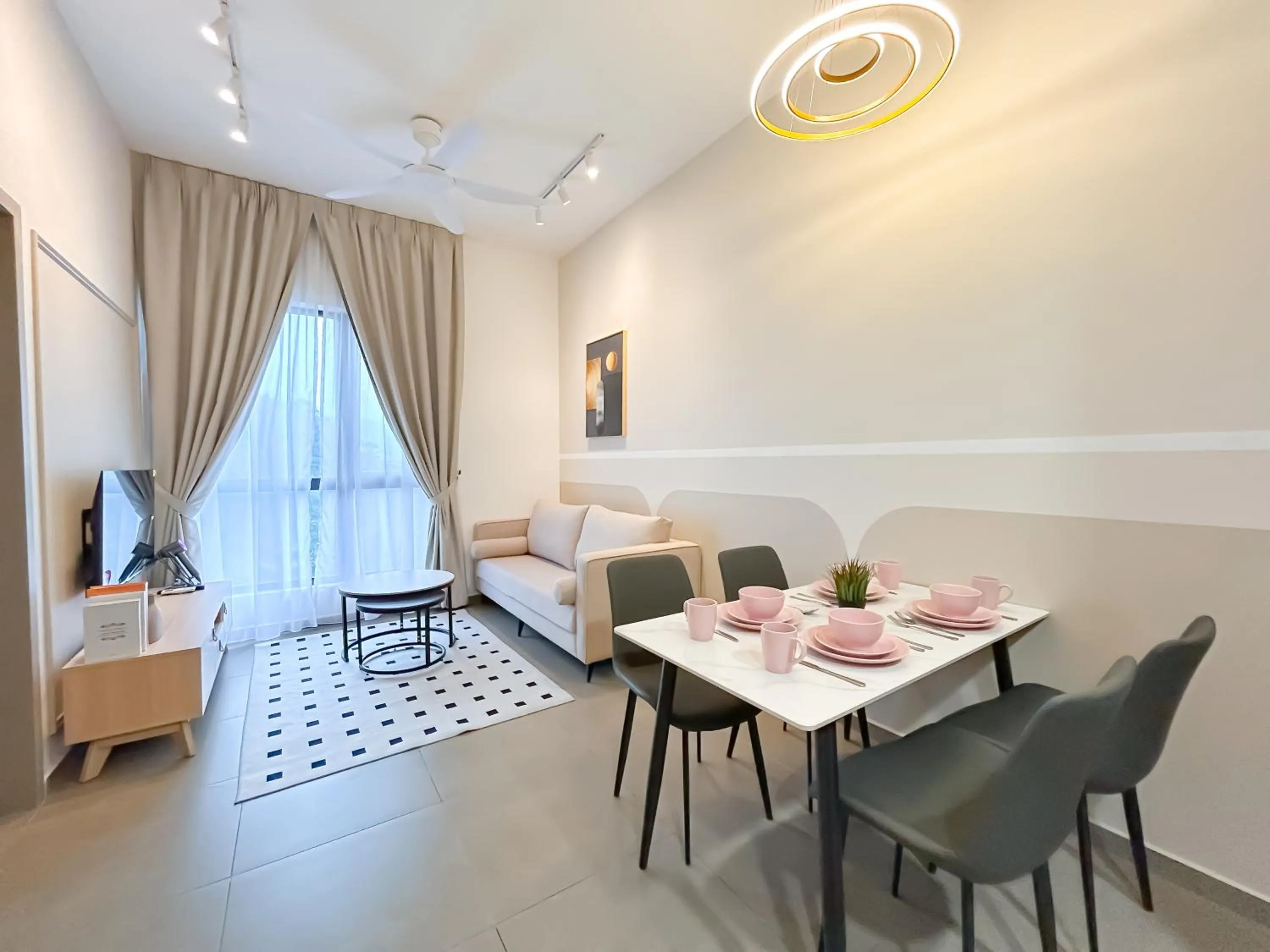 Mossaz by Manhattan Group