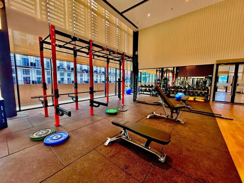 Mossaz by Manhattan Group