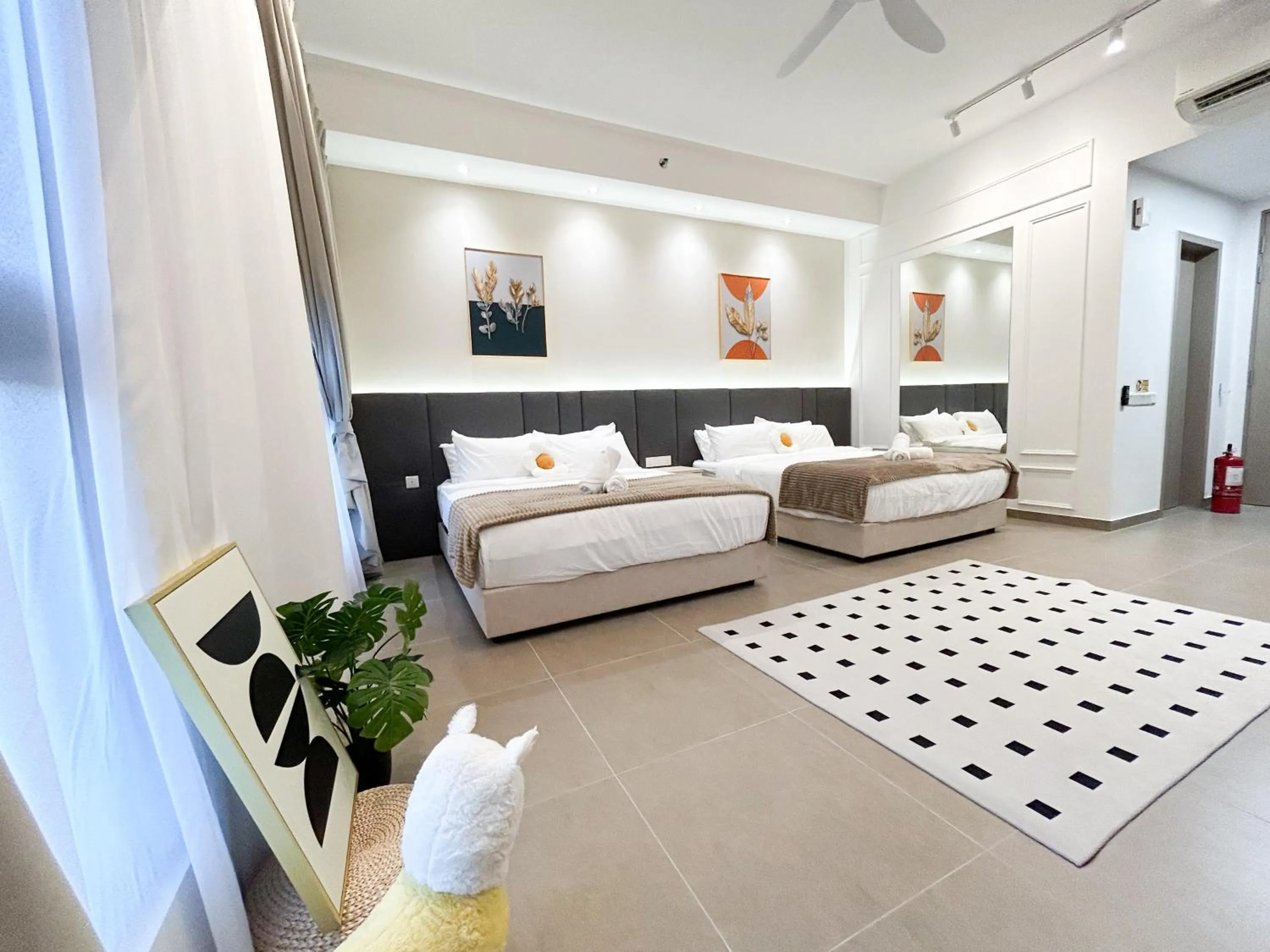 Mossaz by Manhattan Group